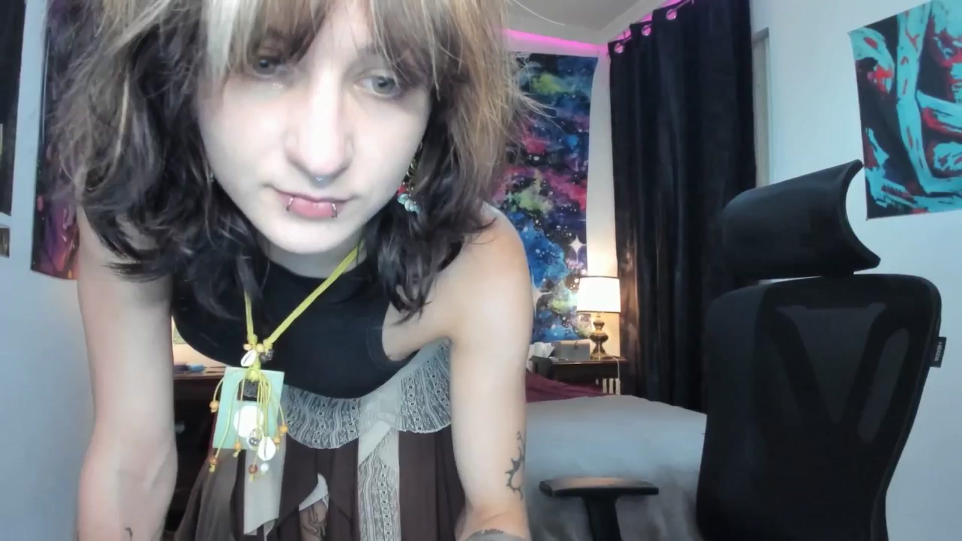 Gallery image thumbnail from Black_Aranya's myfreecams stream on, 06/14/2025, 18:43 image 6 of 20