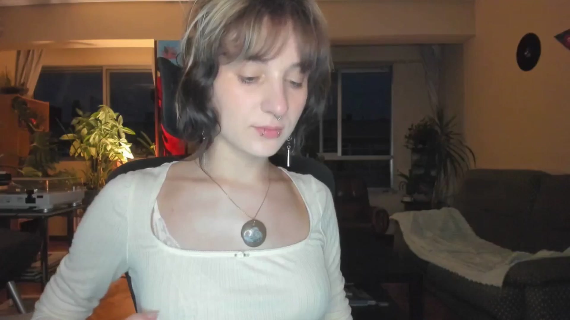 Gallery image thumbnail from Black_Aranya's myfreecams stream on, 06/17/2025, 20:50 image 18 of 20