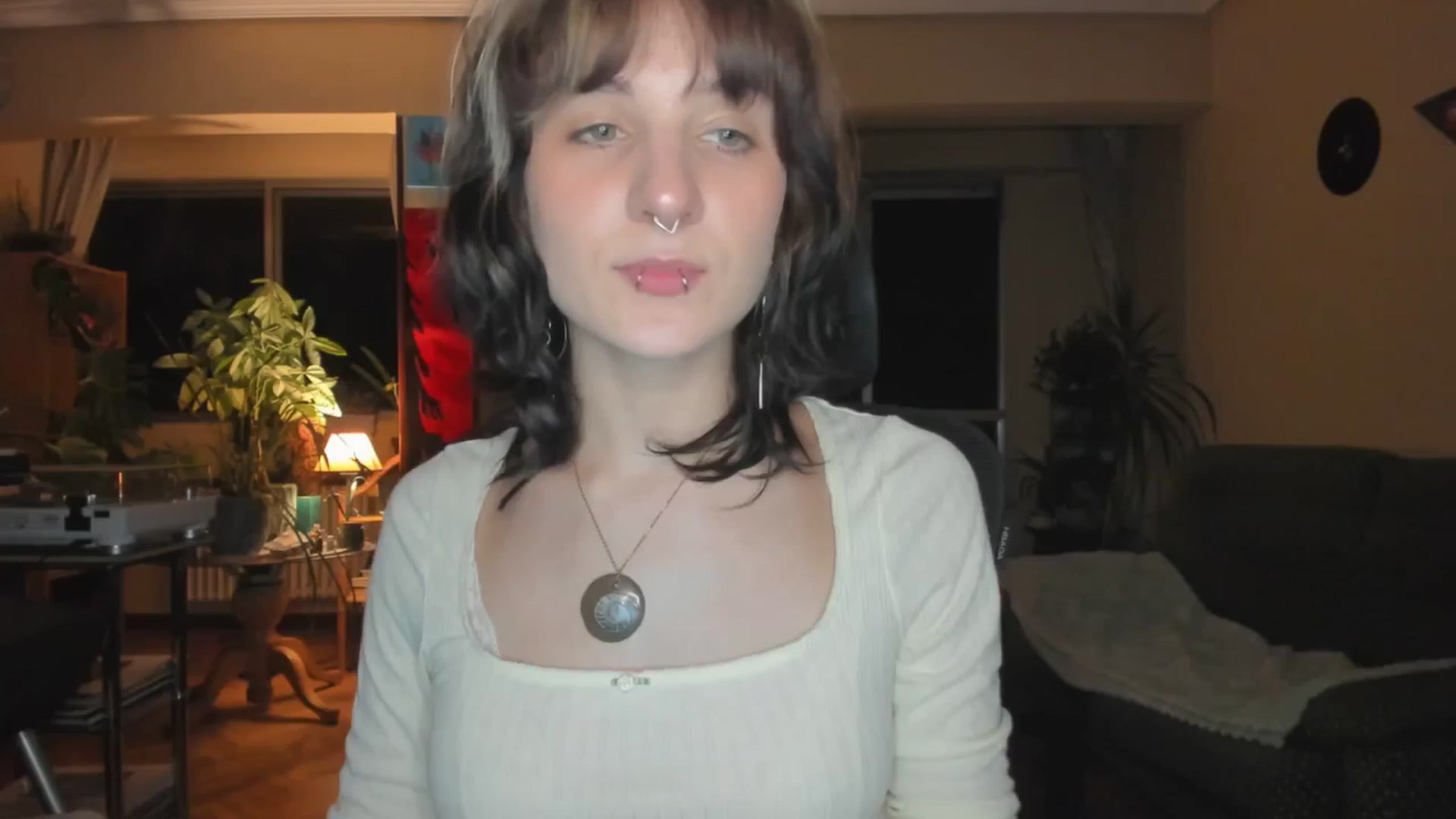 Gallery image thumbnail from Black_Aranya's myfreecams stream on, 06/17/2025, 22:29 image 17 of 20
