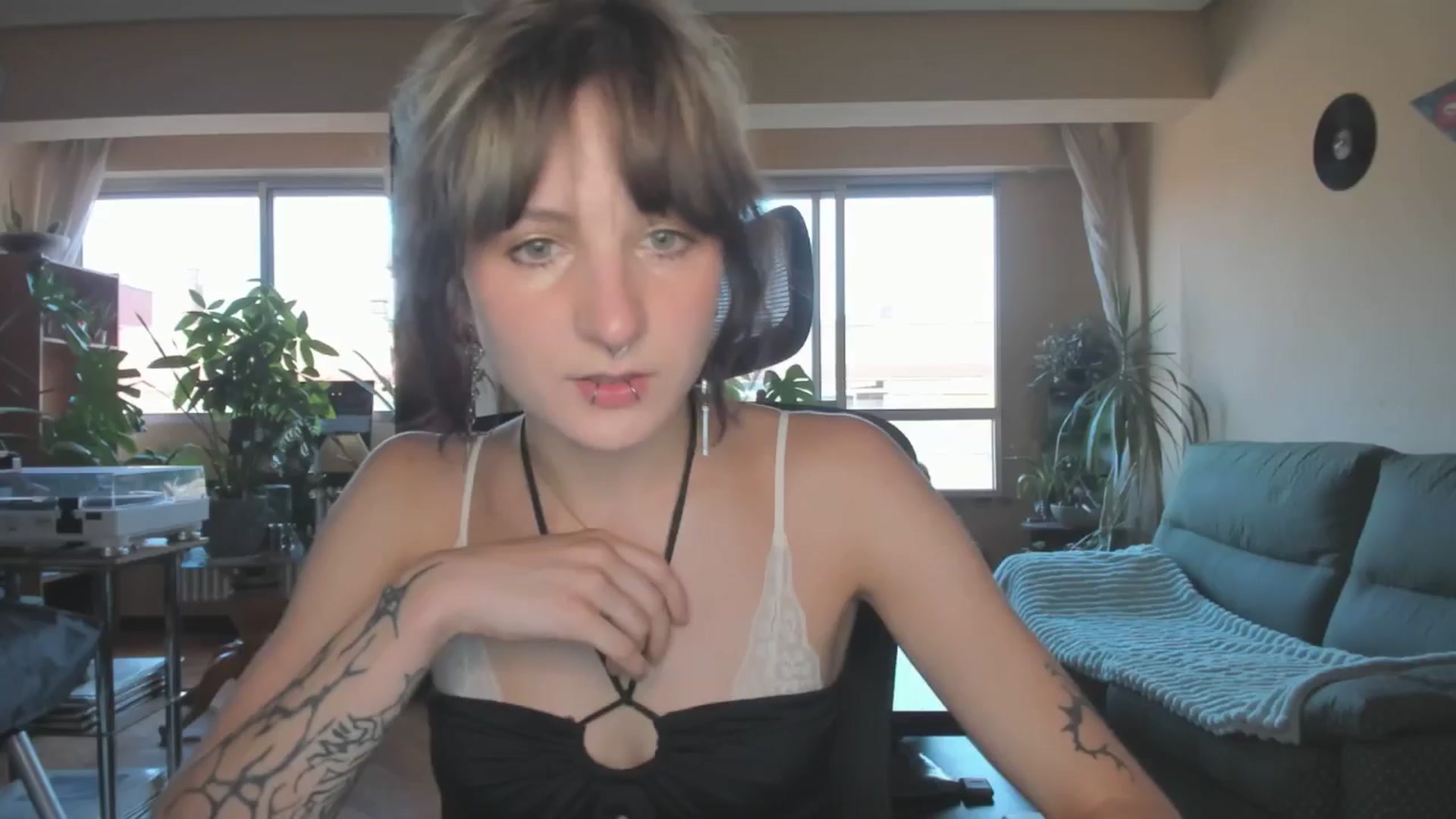 Gallery image thumbnail from Black_Aranya's myfreecams stream on, 06/18/2025, 19:55 image 11 of 20
