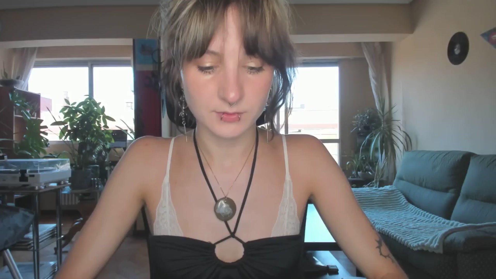 Gallery image thumbnail from Black_Aranya's myfreecams stream on, 06/18/2025, 19:55 image 12 of 20