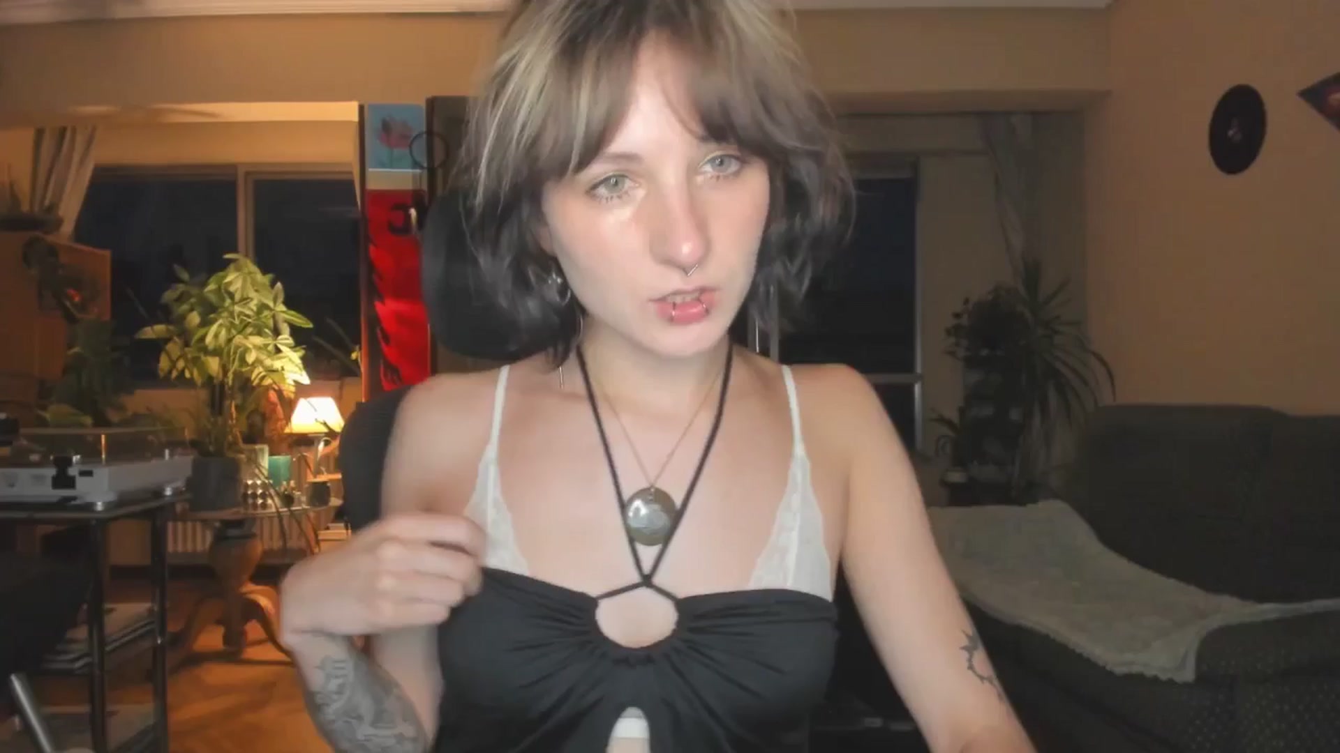 Gallery image thumbnail from Black_Aranya's myfreecams stream on, 06/18/2025, 21:39 image 6 of 20