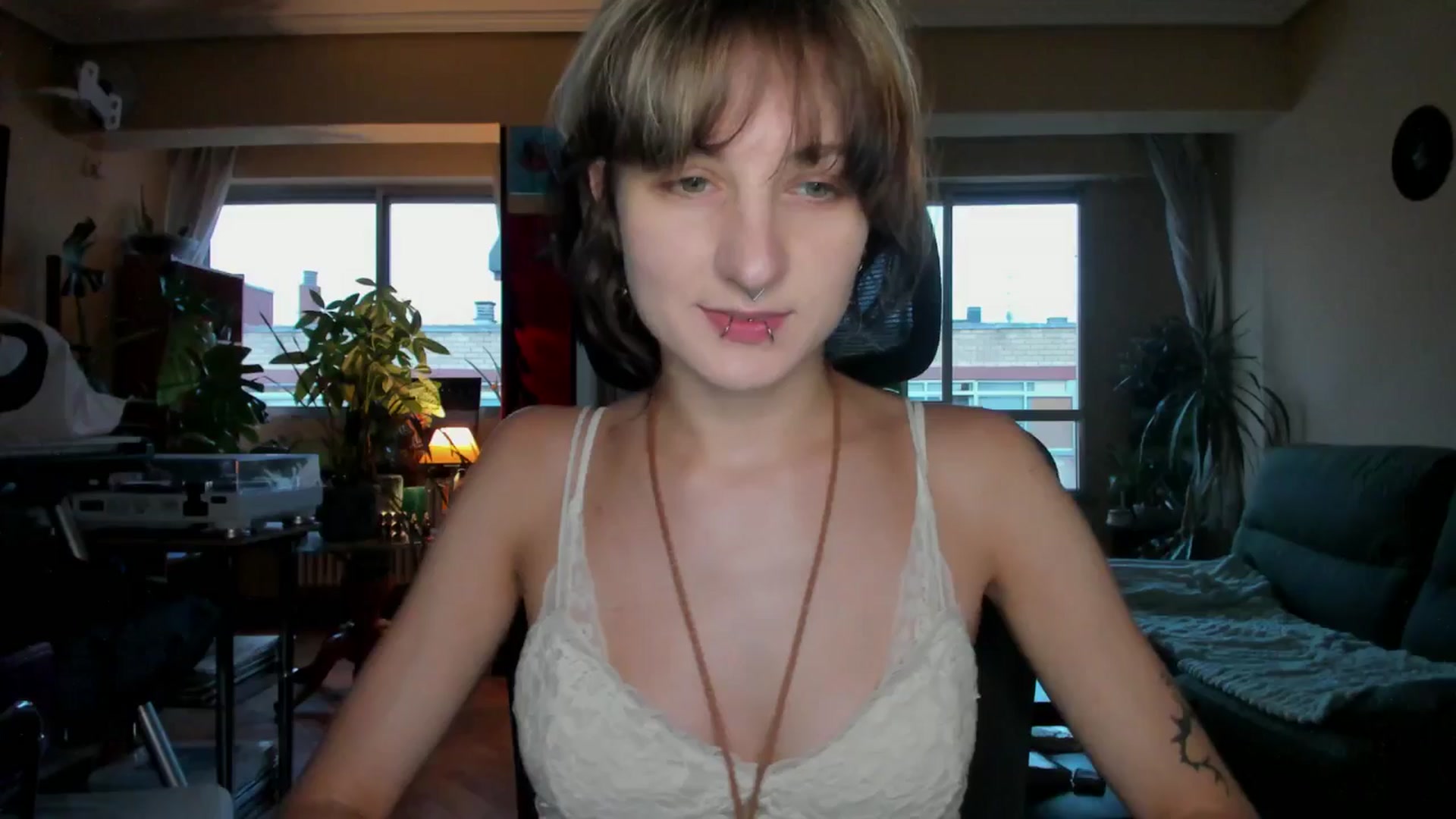 Gallery image thumbnail from Black_Aranya's myfreecams stream on, 06/21/2025, 19:59 image 14 of 20