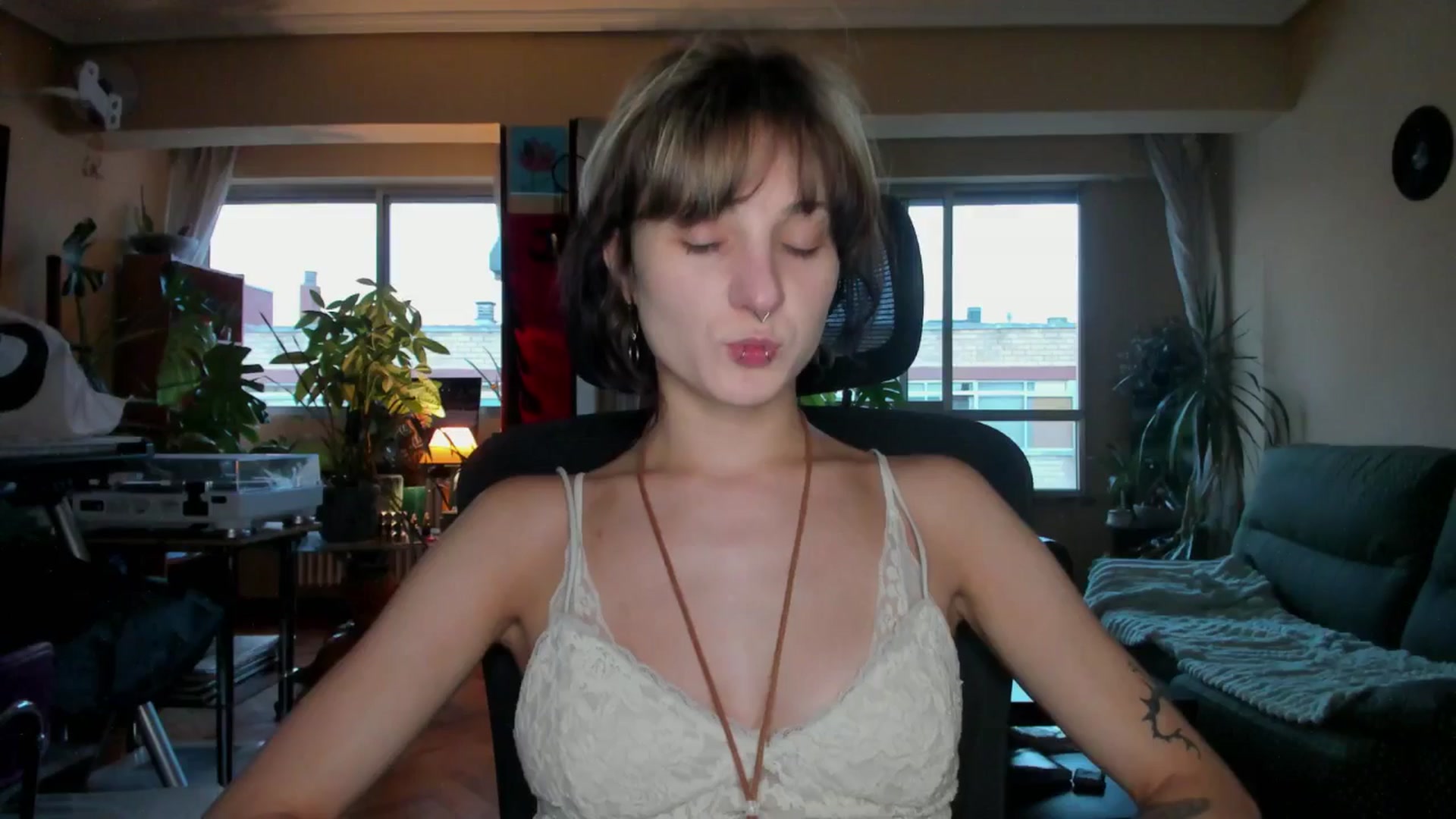 Gallery image thumbnail from Black_Aranya's myfreecams stream on, 06/21/2025, 19:59 image 12 of 20
