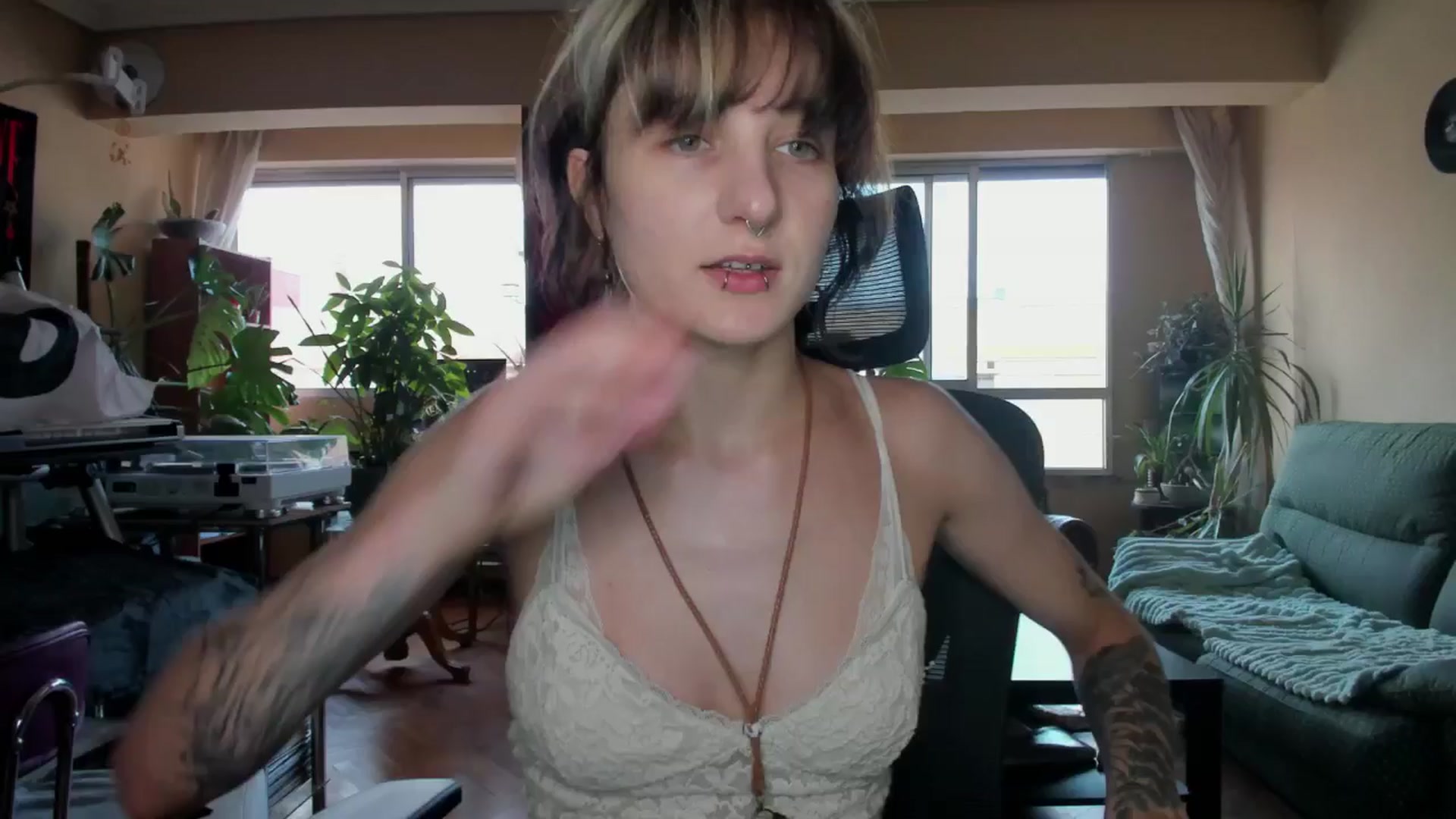 Gallery image thumbnail from Black_Aranya's myfreecams stream on, 06/21/2025, 19:59 image 2 of 20
