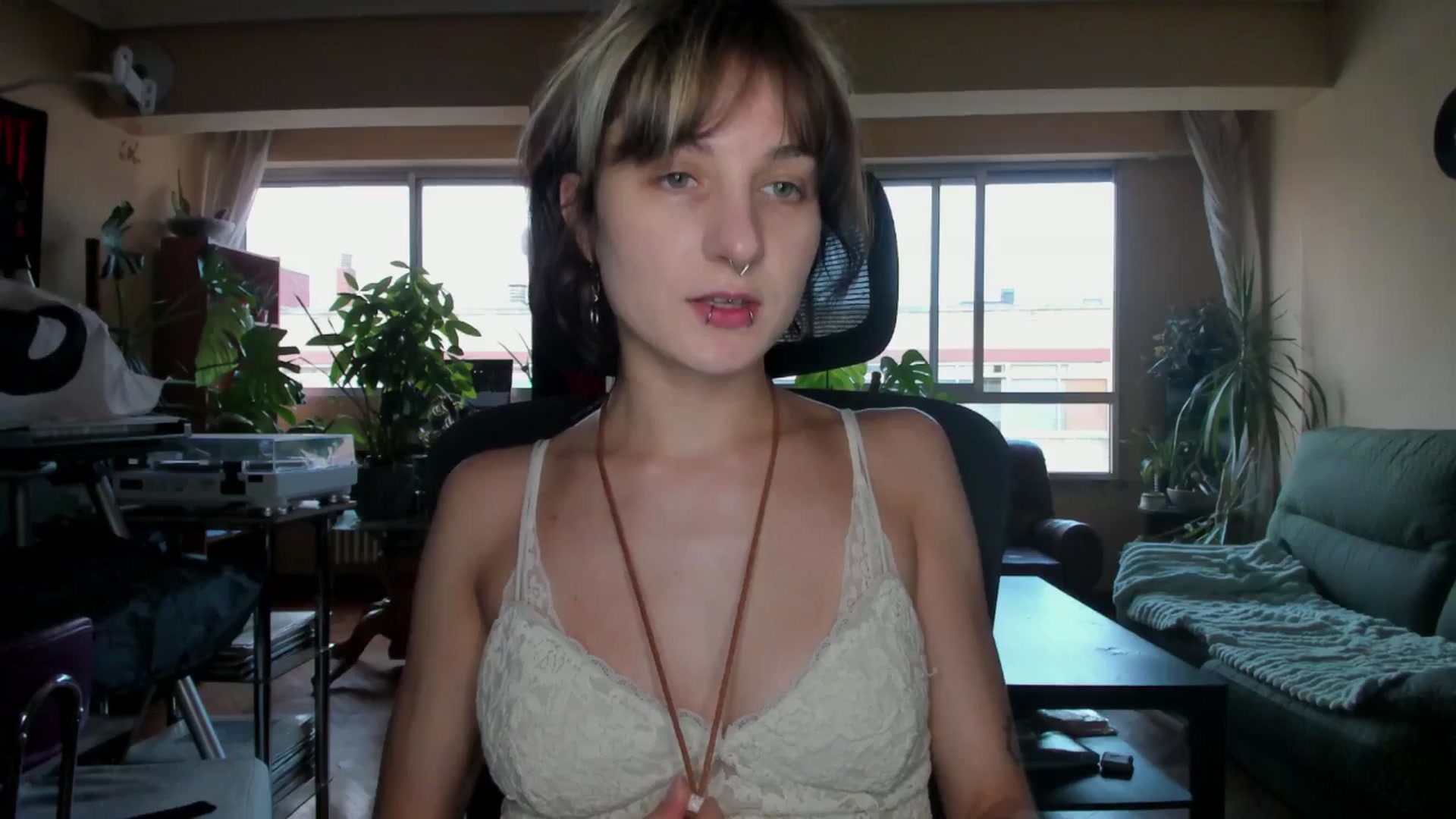 Gallery image thumbnail from Black_Aranya's myfreecams stream on, 06/21/2025, 19:59 image 5 of 20