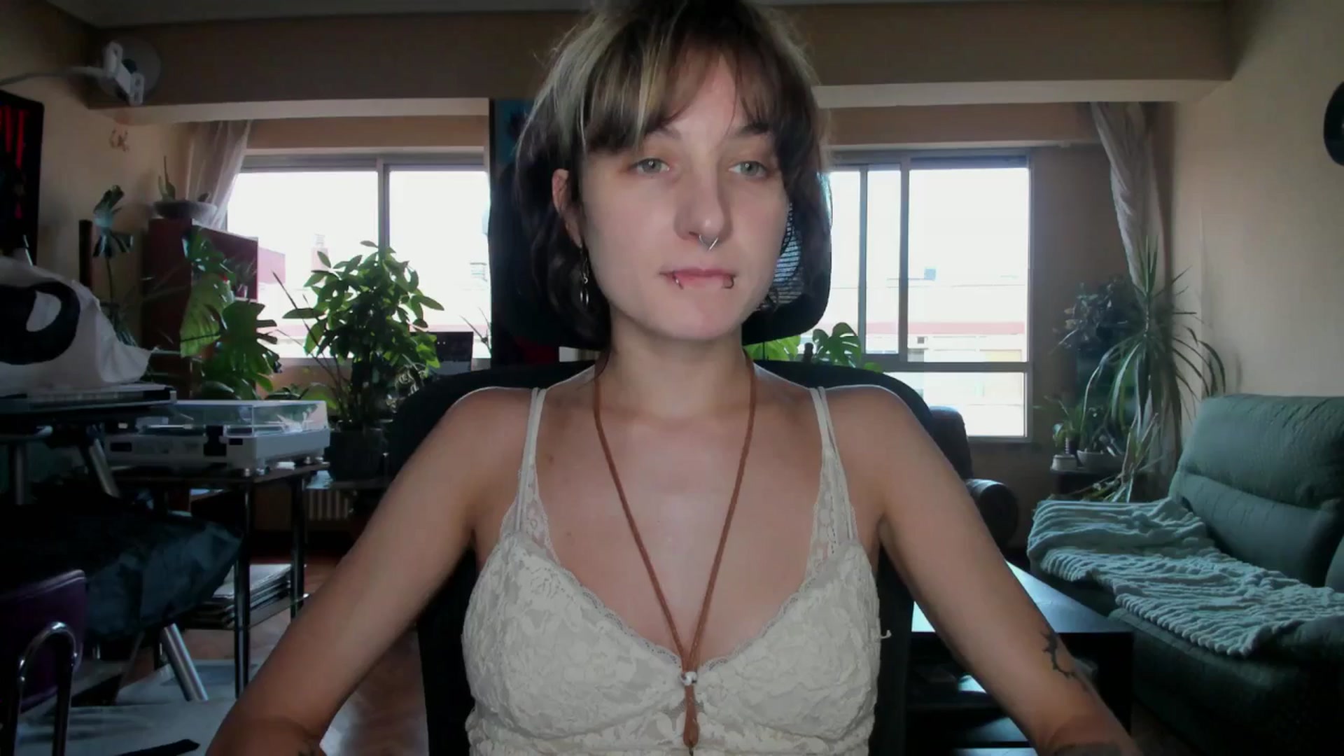 Gallery image thumbnail from Black_Aranya's myfreecams stream on, 06/21/2025, 19:59 image 4 of 20