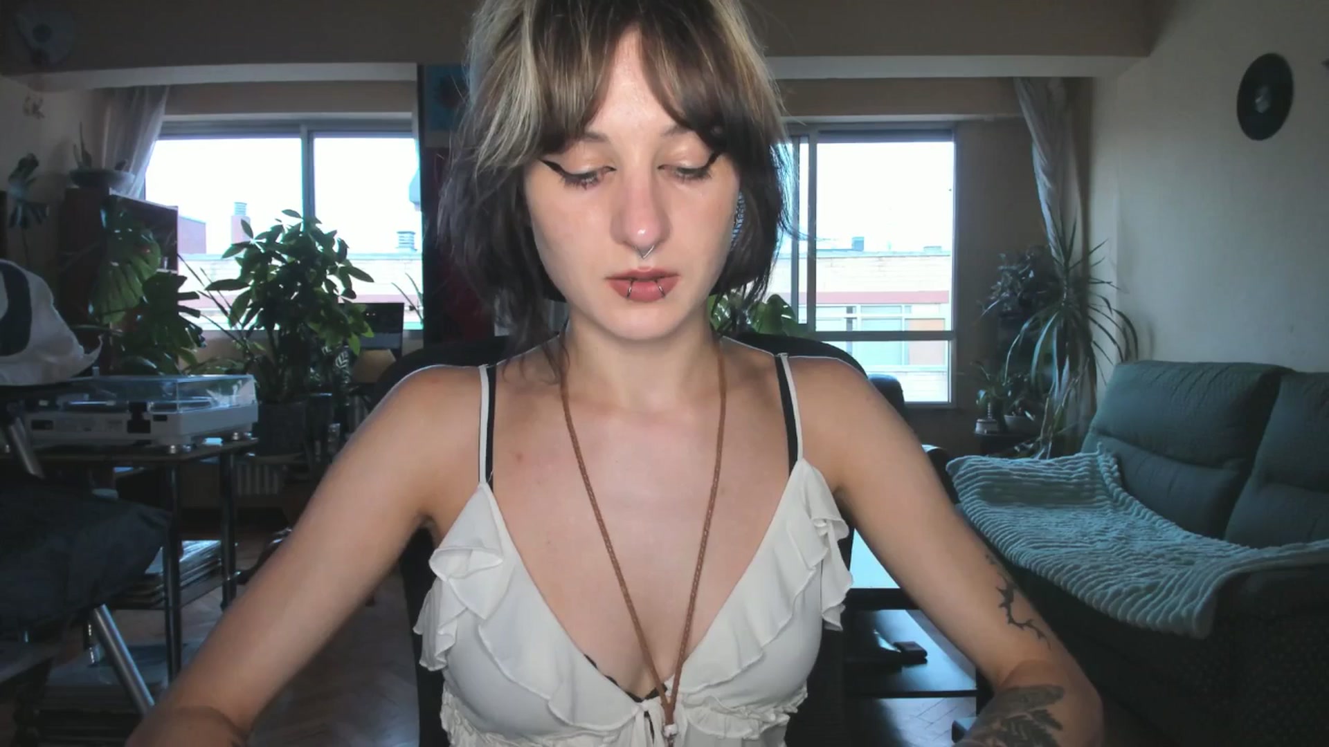 Gallery image thumbnail from Black_Aranya's myfreecams stream on, 06/23/2025, 19:45 image 19 of 20