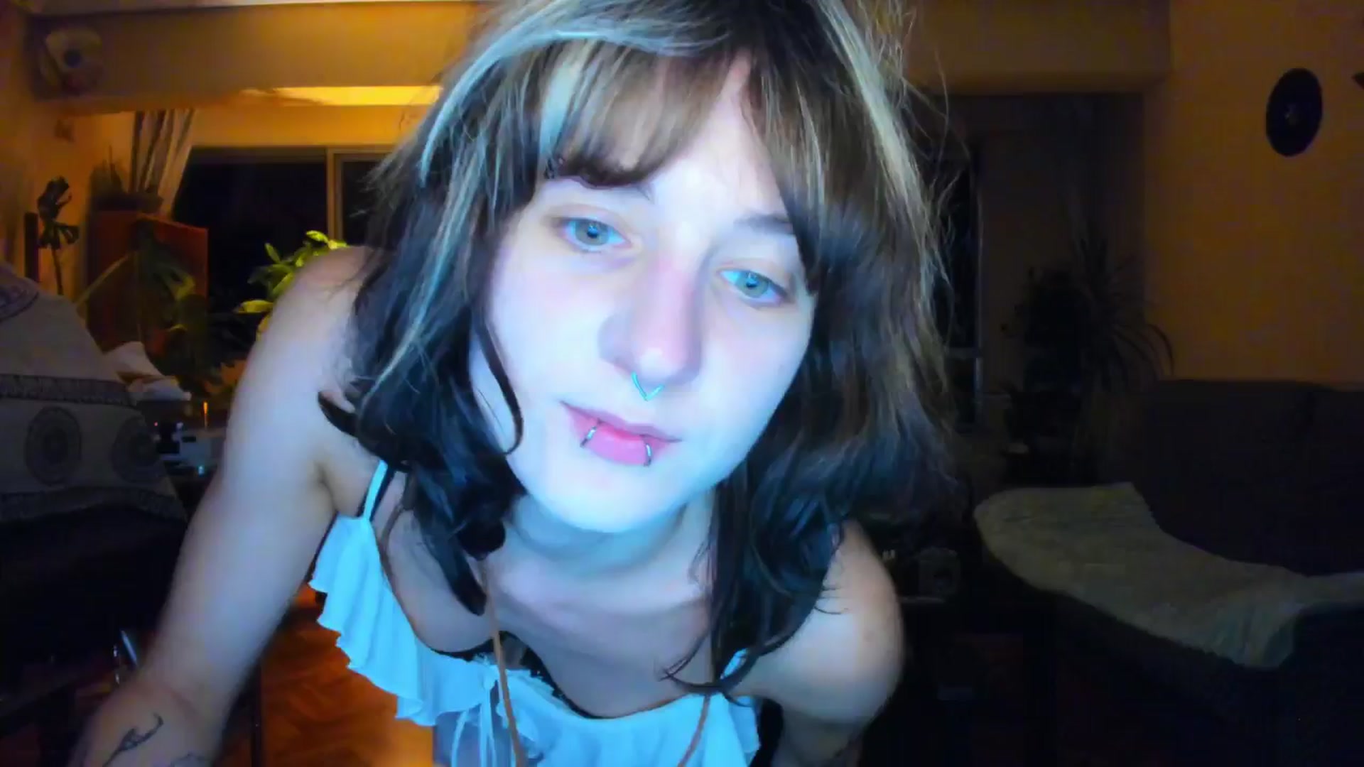 Gallery image thumbnail from Black_Aranya's myfreecams stream on, 06/25/2025, 23:23 image 19 of 20