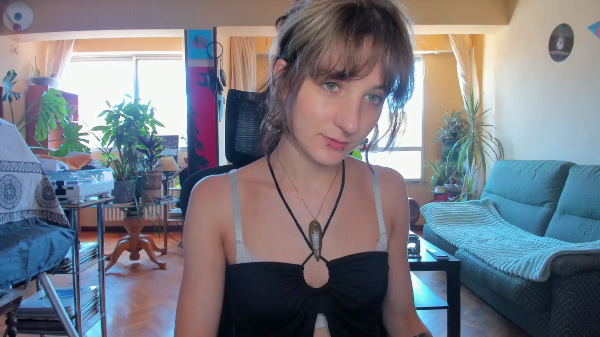 Gallery image thumbnail from Black_Aranya's myfreecams stream on, 06/28/2025, 13:13 image 16 of 20