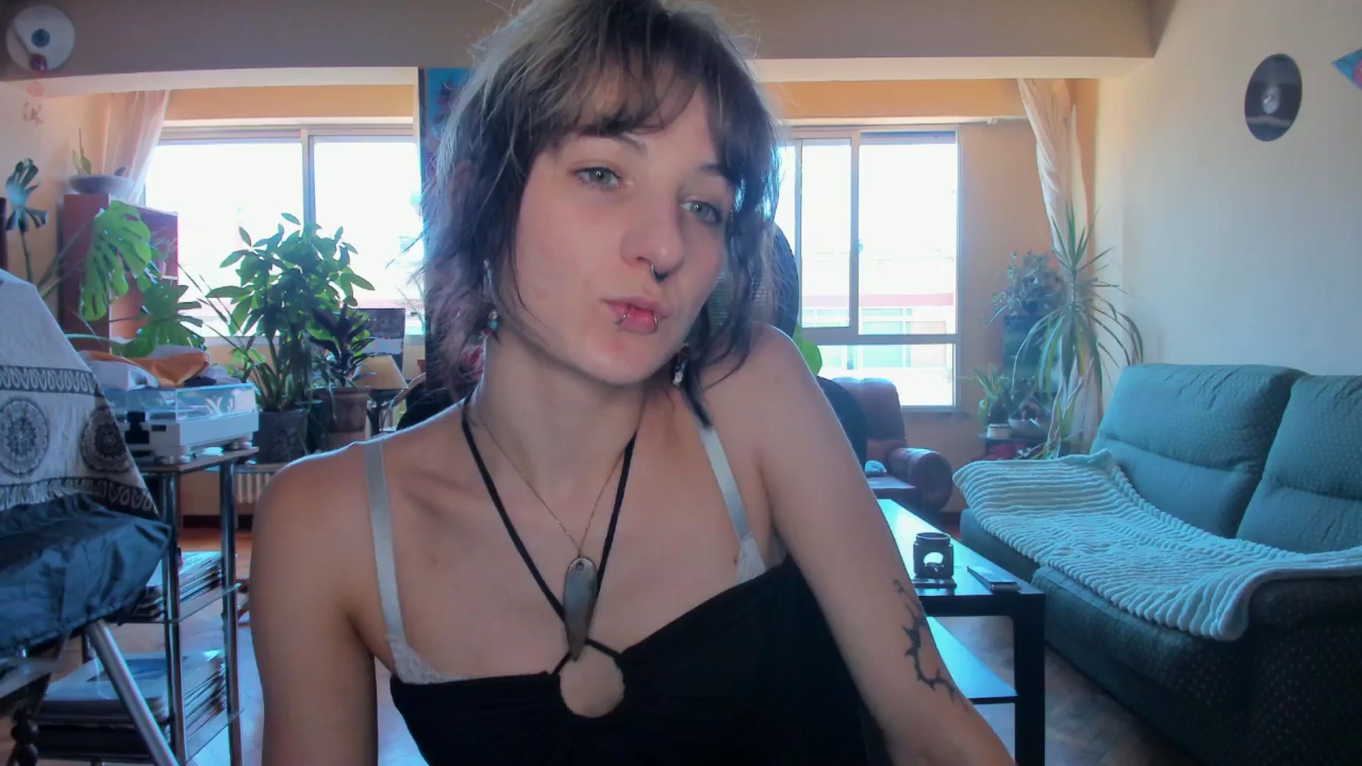 Gallery image thumbnail from Black_Aranya's myfreecams stream on, 06/28/2025, 13:13 image 10 of 20