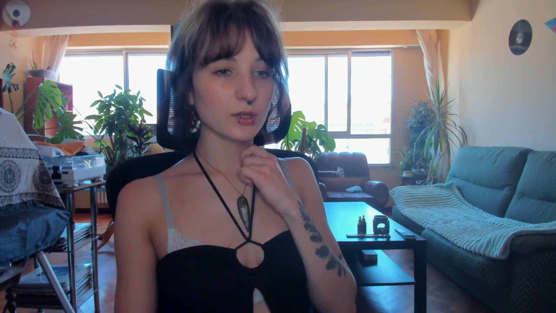 Gallery image thumbnail from Black_Aranya's myfreecams stream on, 06/28/2025, 14:52 image 4 of 20