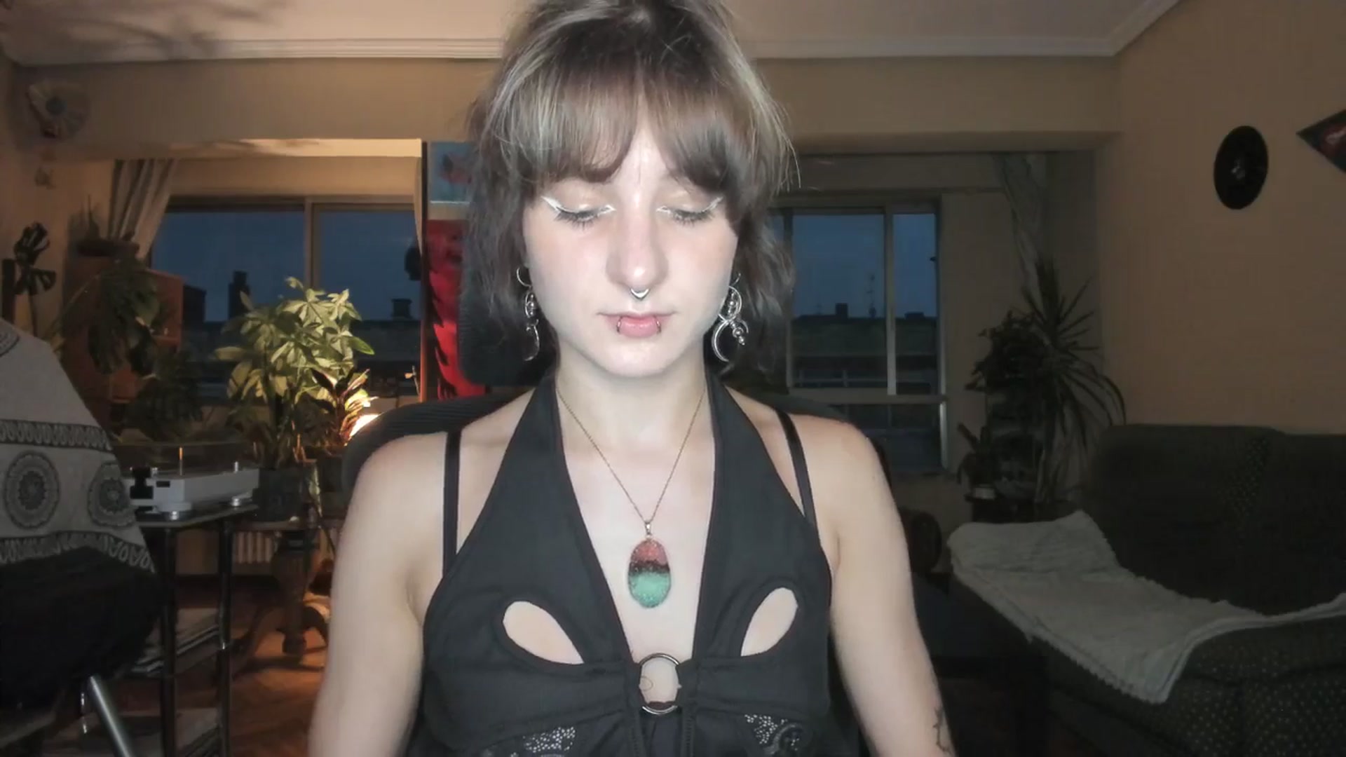 Gallery image thumbnail from Black_Aranya's myfreecams stream on, 07/04/2025, 20:20 image 15 of 20