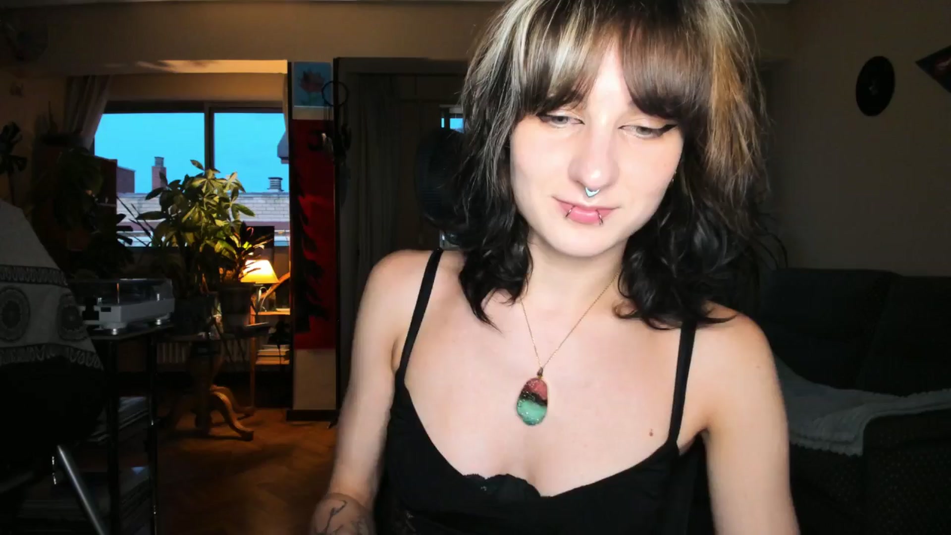 Gallery image thumbnail from Black_Aranya's myfreecams stream on, 07/05/2025, 20:16 image 17 of 20
