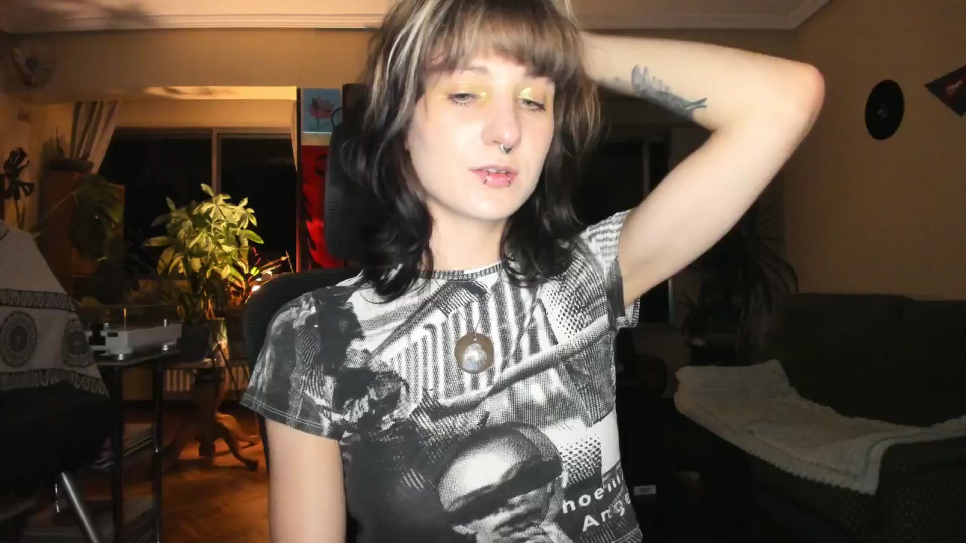 Gallery image thumbnail from Black_Aranya's myfreecams stream on, 07/08/2025, 22:20 image 13 of 20