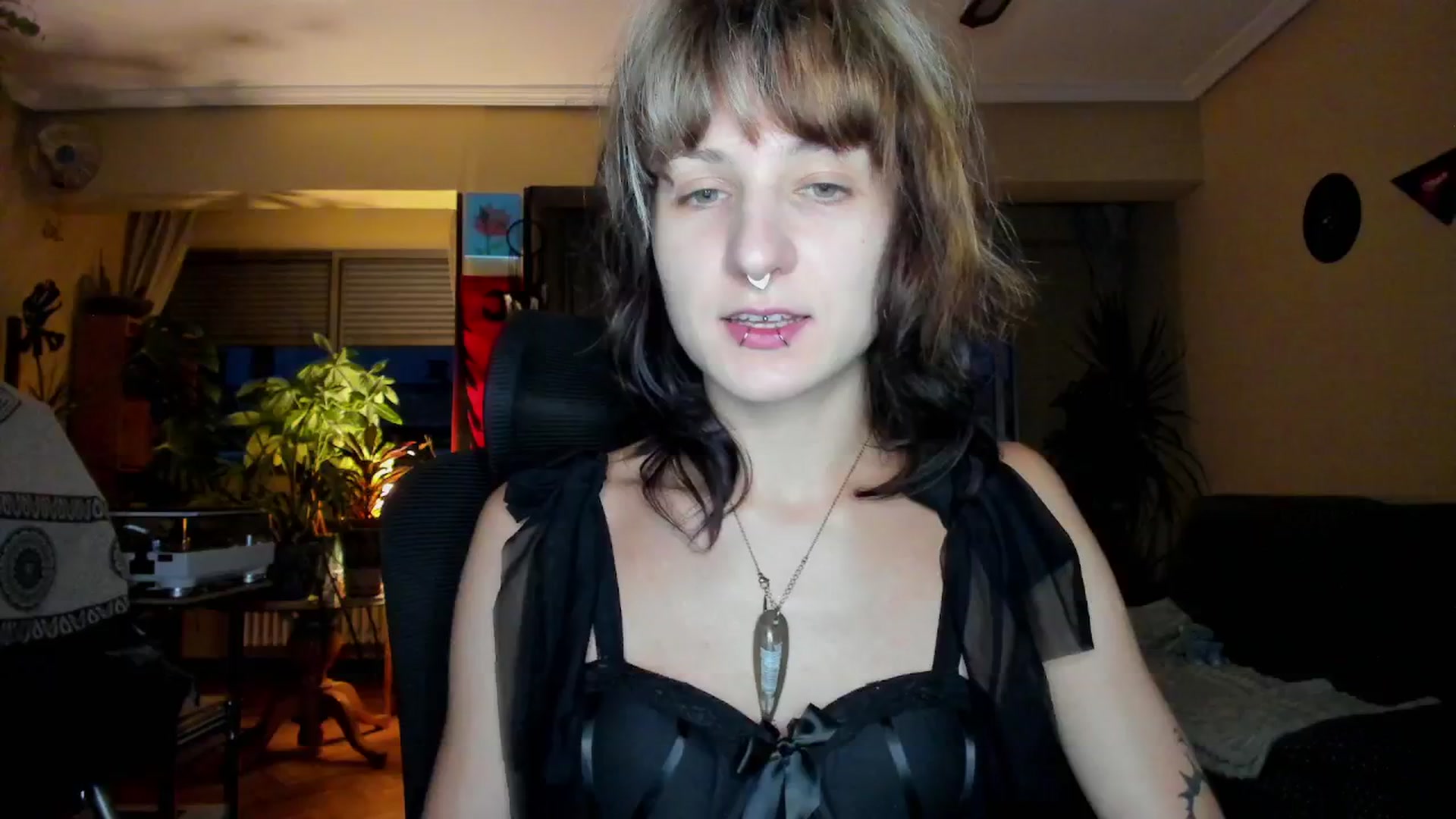 Gallery image thumbnail from Black_Aranya's myfreecams stream on, 07/23/2025, 20:32 image 11 of 20