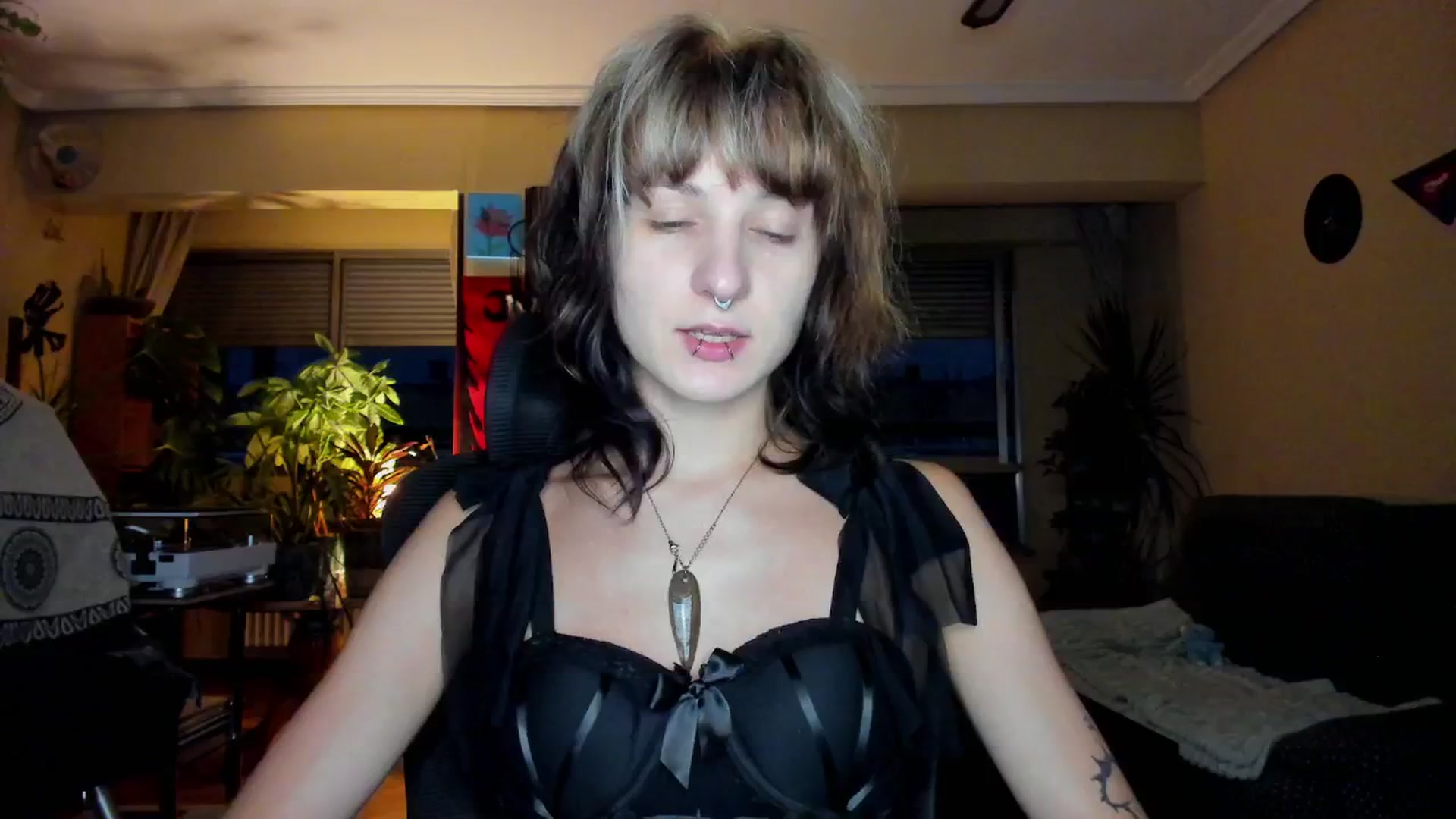 Gallery image thumbnail from Black_Aranya's myfreecams stream on, 07/23/2025, 20:32 image 13 of 20
