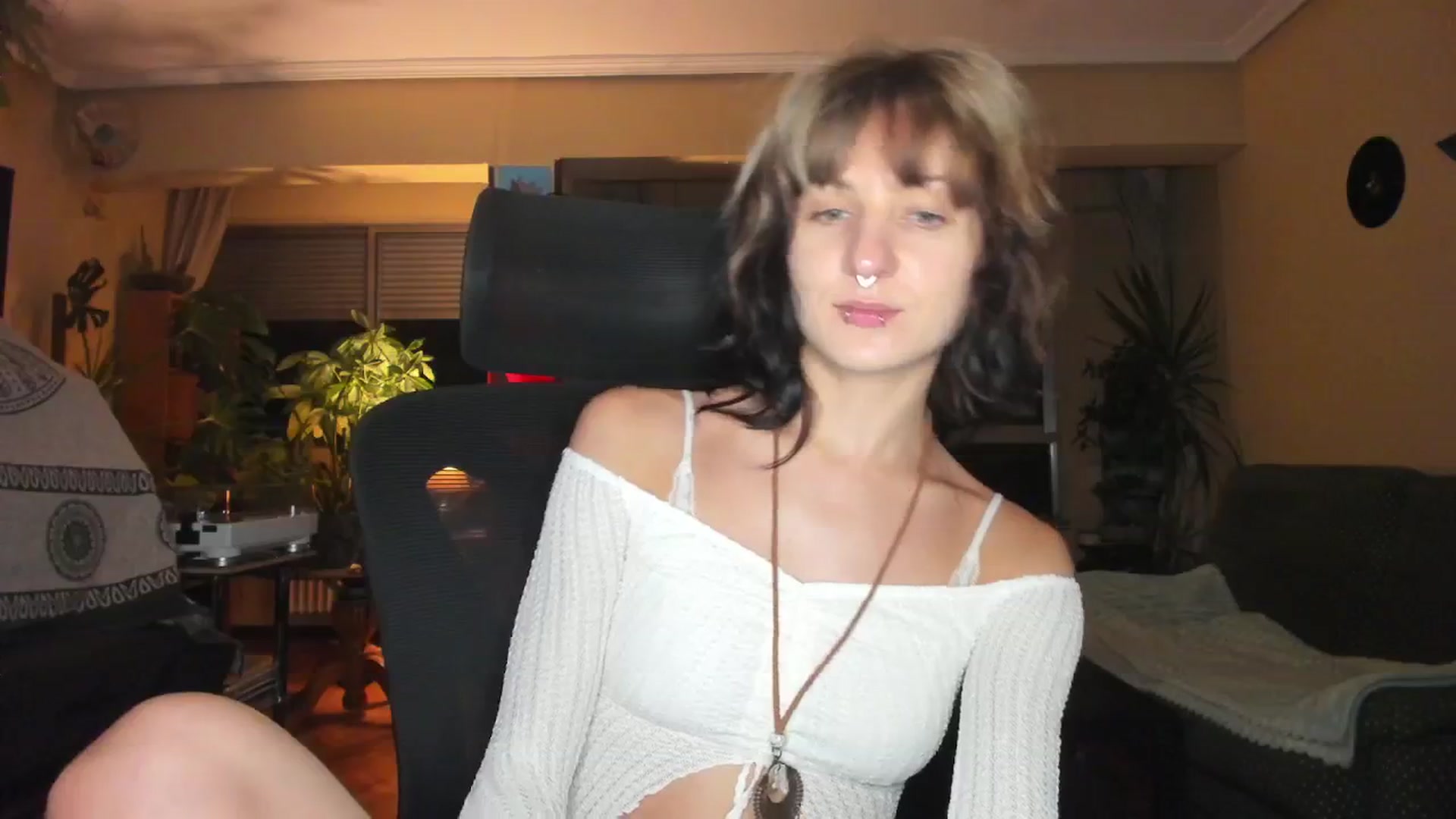 Gallery image thumbnail from Black_Aranya's myfreecams stream on, 07/28/2025, 23:28 image 18 of 20