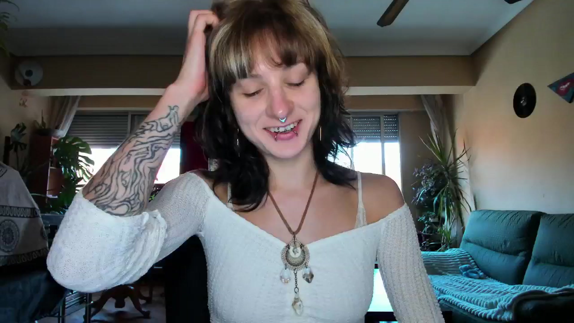 Gallery image thumbnail from Black_Aranya's myfreecams stream on, 08/01/2025, 20:04 image 4 of 20