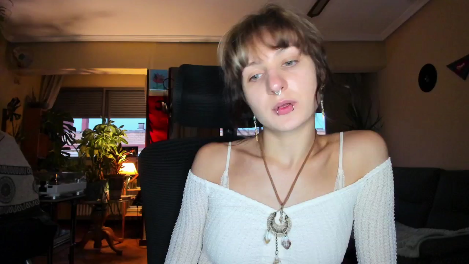 Gallery image thumbnail from Black_Aranya's myfreecams stream on, 08/01/2025, 20:04 image 17 of 20