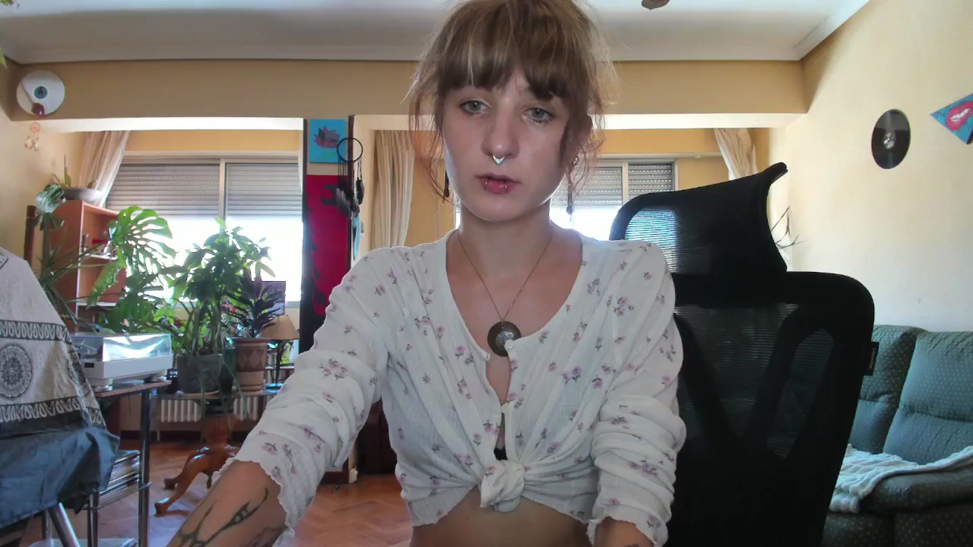 Gallery image thumbnail from Black_Aranya's myfreecams stream on, 08/06/2025, 15:43 image 7 of 20
