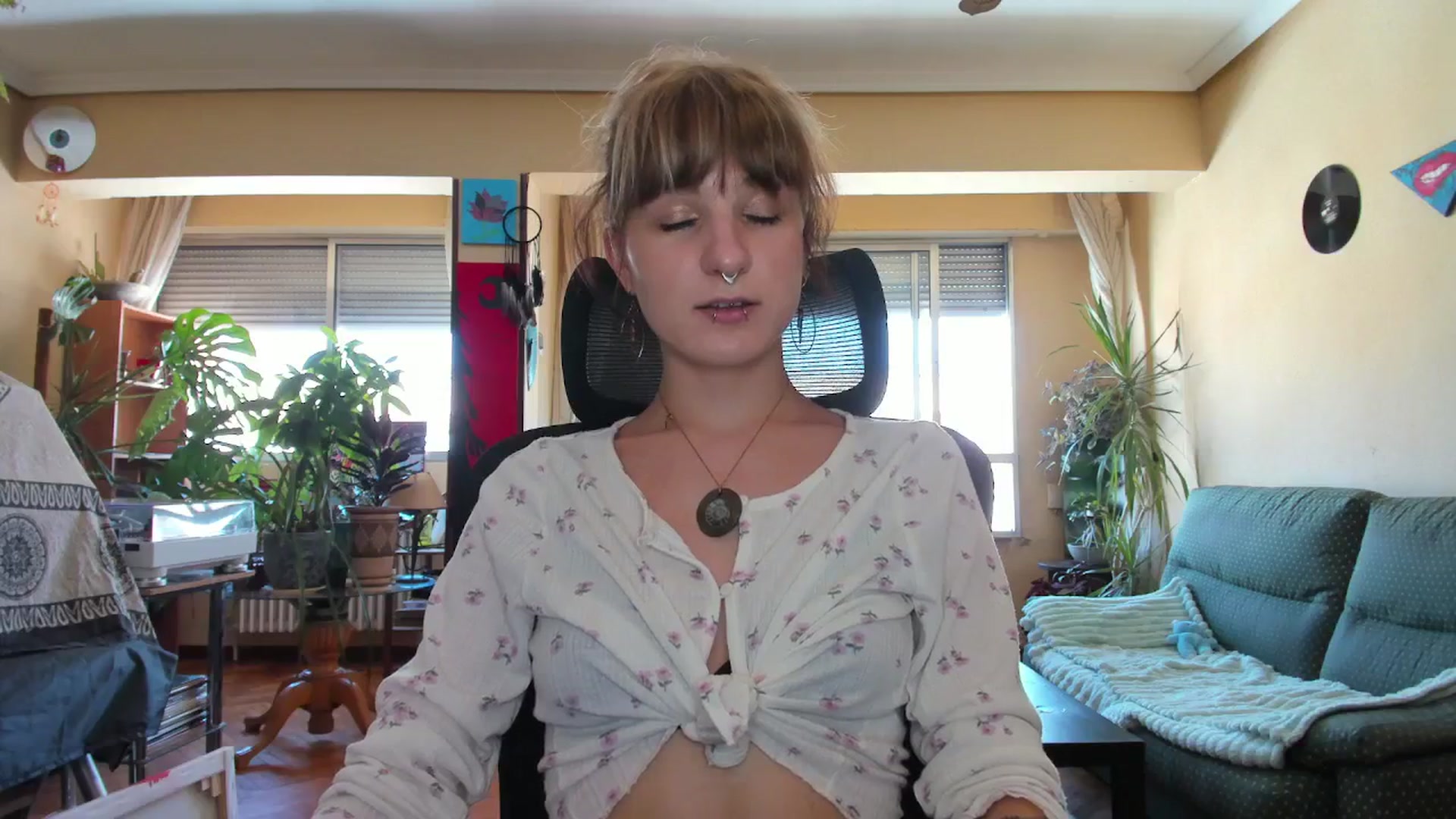 Gallery image thumbnail from Black_Aranya's myfreecams stream on, 08/06/2025, 16:17 image 15 of 20