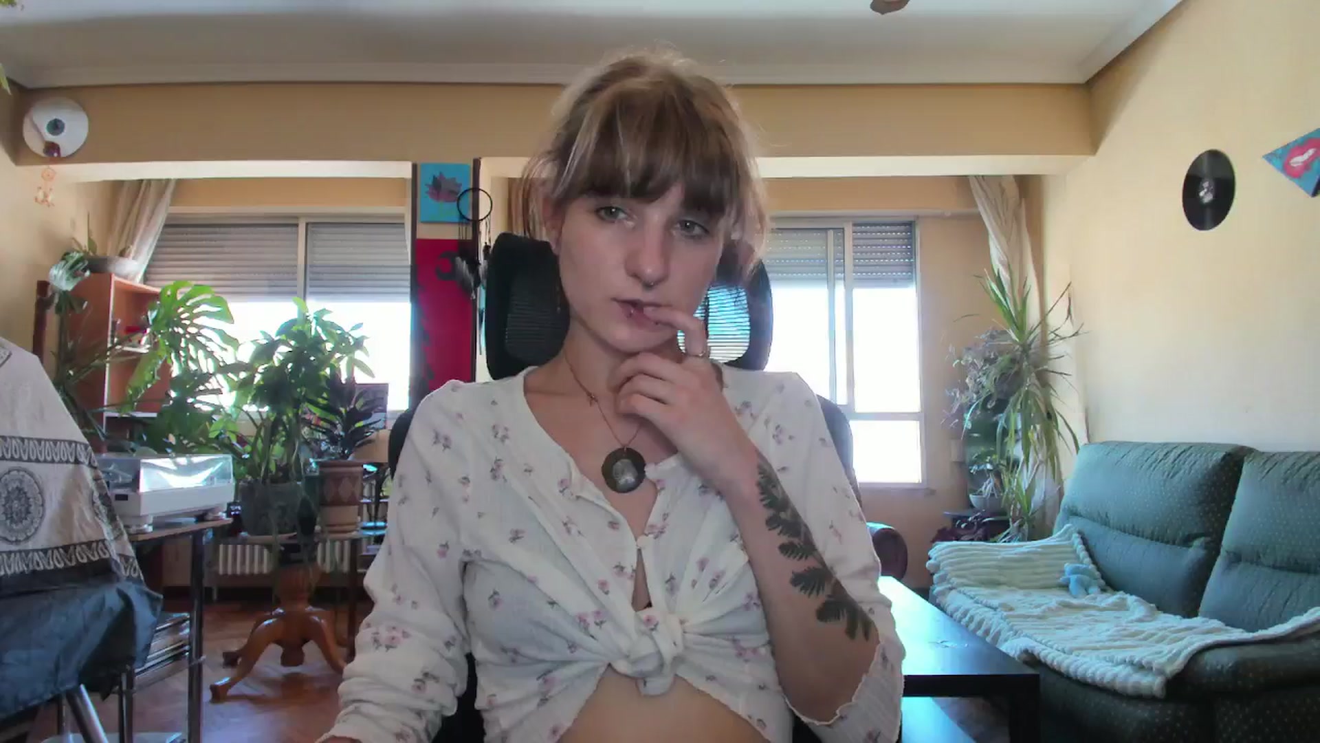 Gallery image thumbnail from Black_Aranya's myfreecams stream on, 08/06/2025, 16:52 image 17 of 20