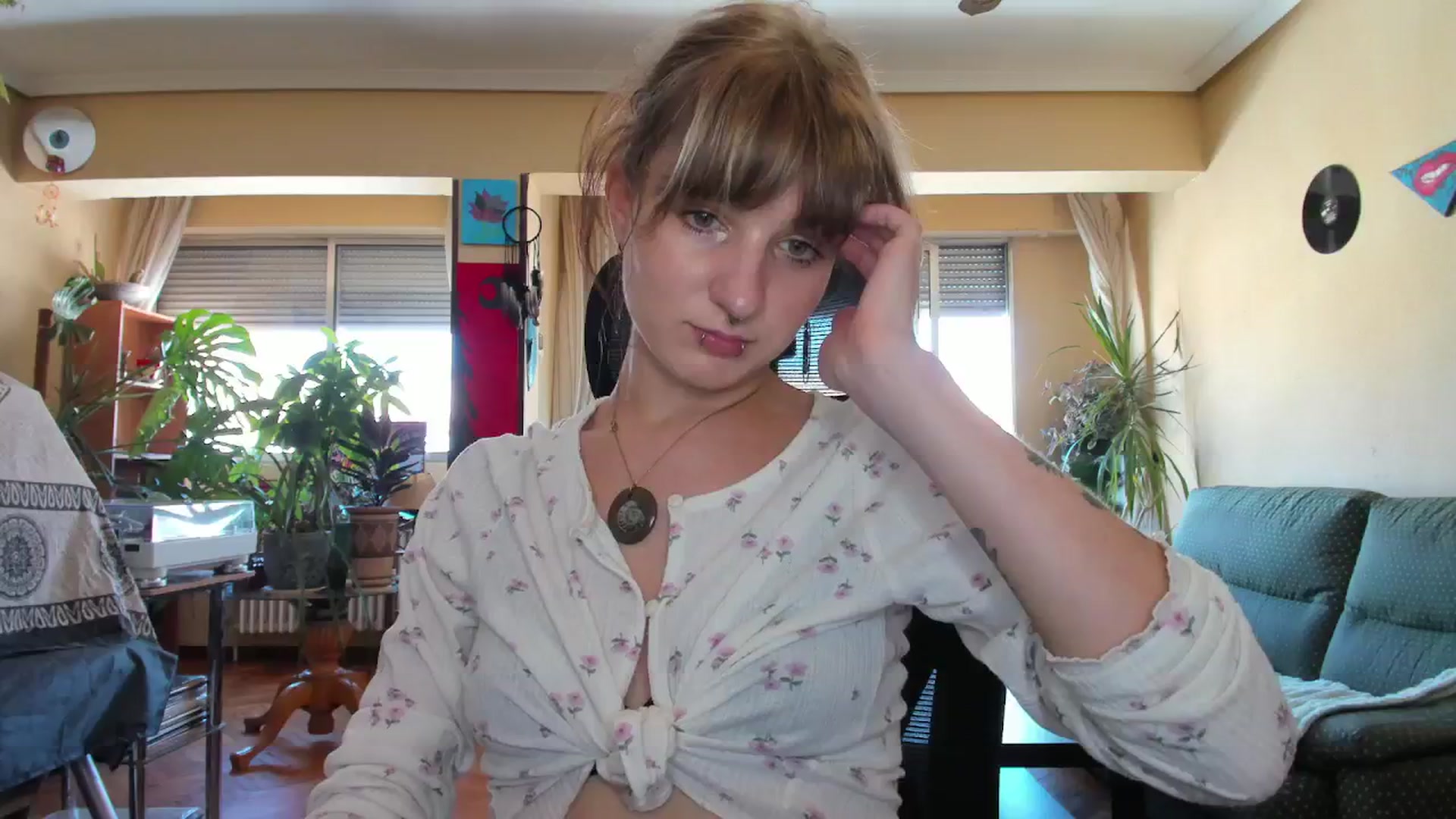 Gallery image thumbnail from Black_Aranya's myfreecams stream on, 08/06/2025, 16:52 image 1 of 20