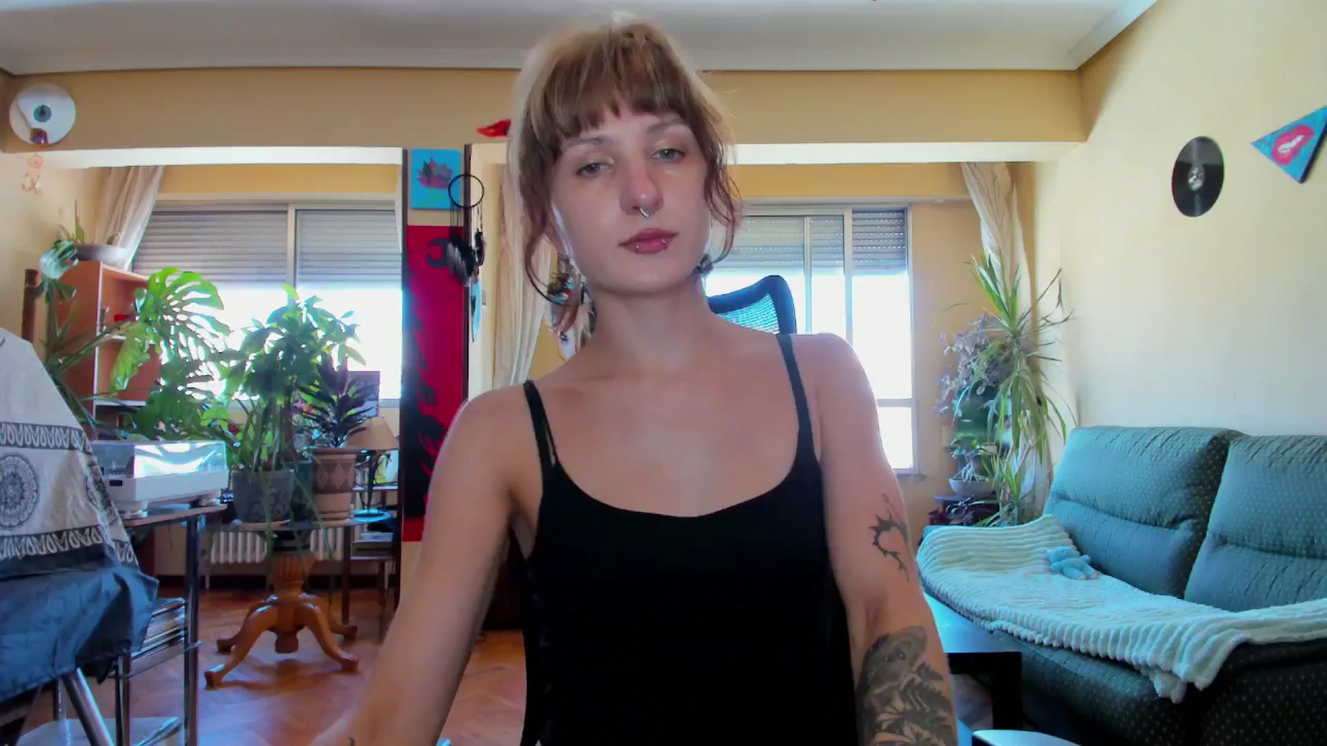 Gallery image thumbnail from Black_Aranya's myfreecams stream on, 08/07/2025, 16:20 image 1 of 20