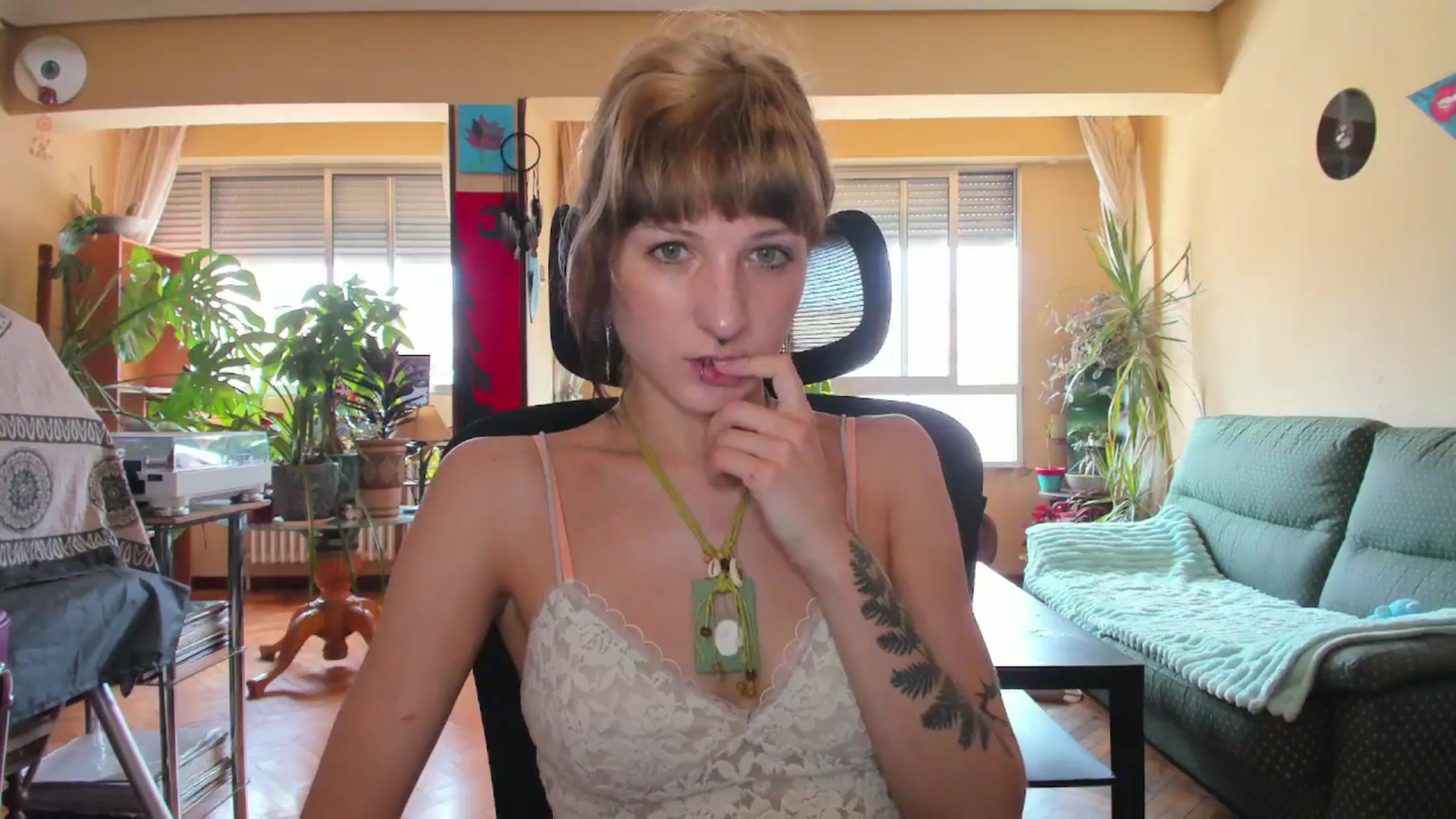 Gallery image thumbnail from Black_Aranya's myfreecams stream on, 08/12/2025, 14:44 image 10 of 20