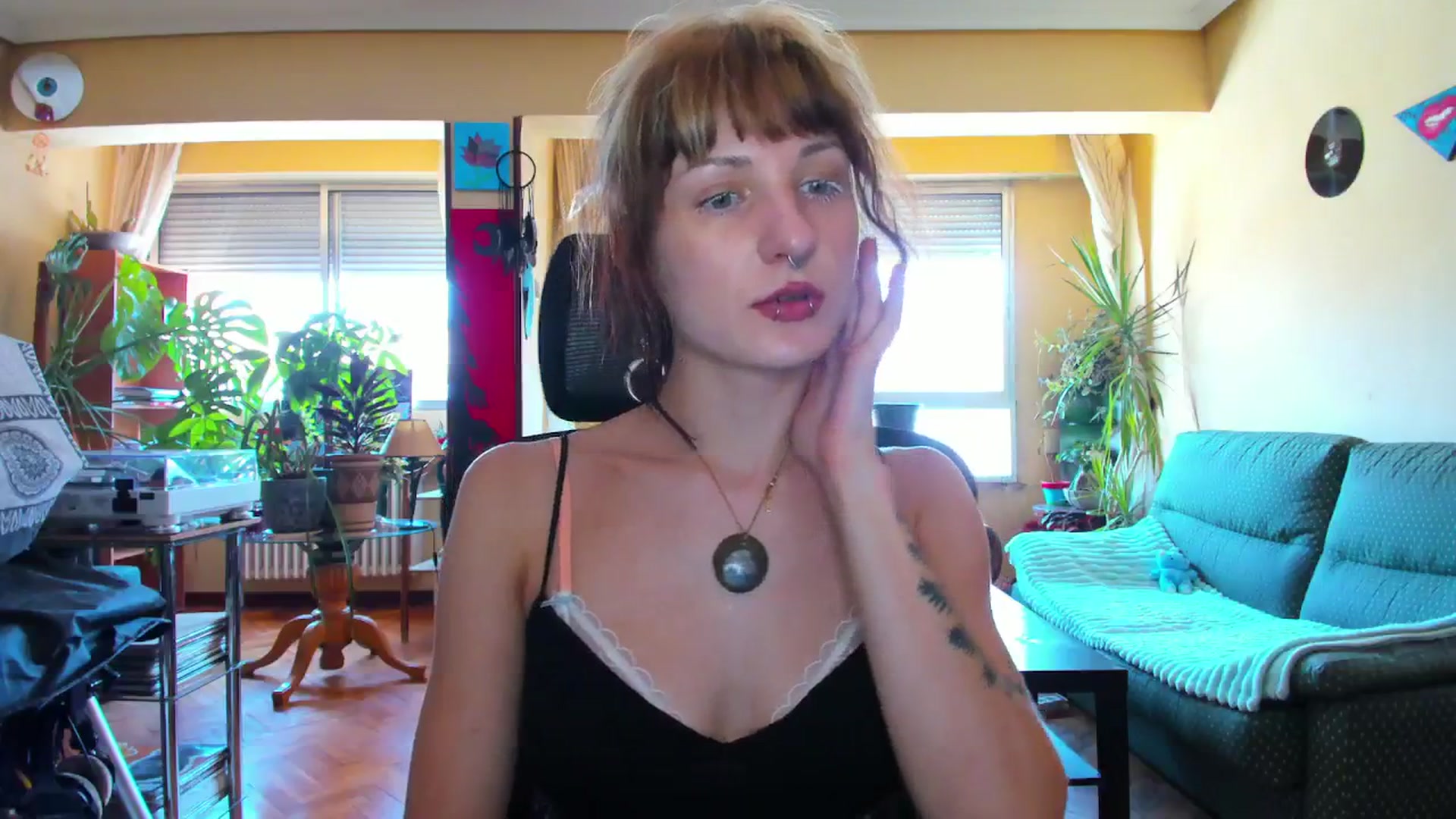 Gallery image thumbnail from Black_Aranya's myfreecams stream on, 08/21/2025, 14:25 image 19 of 20