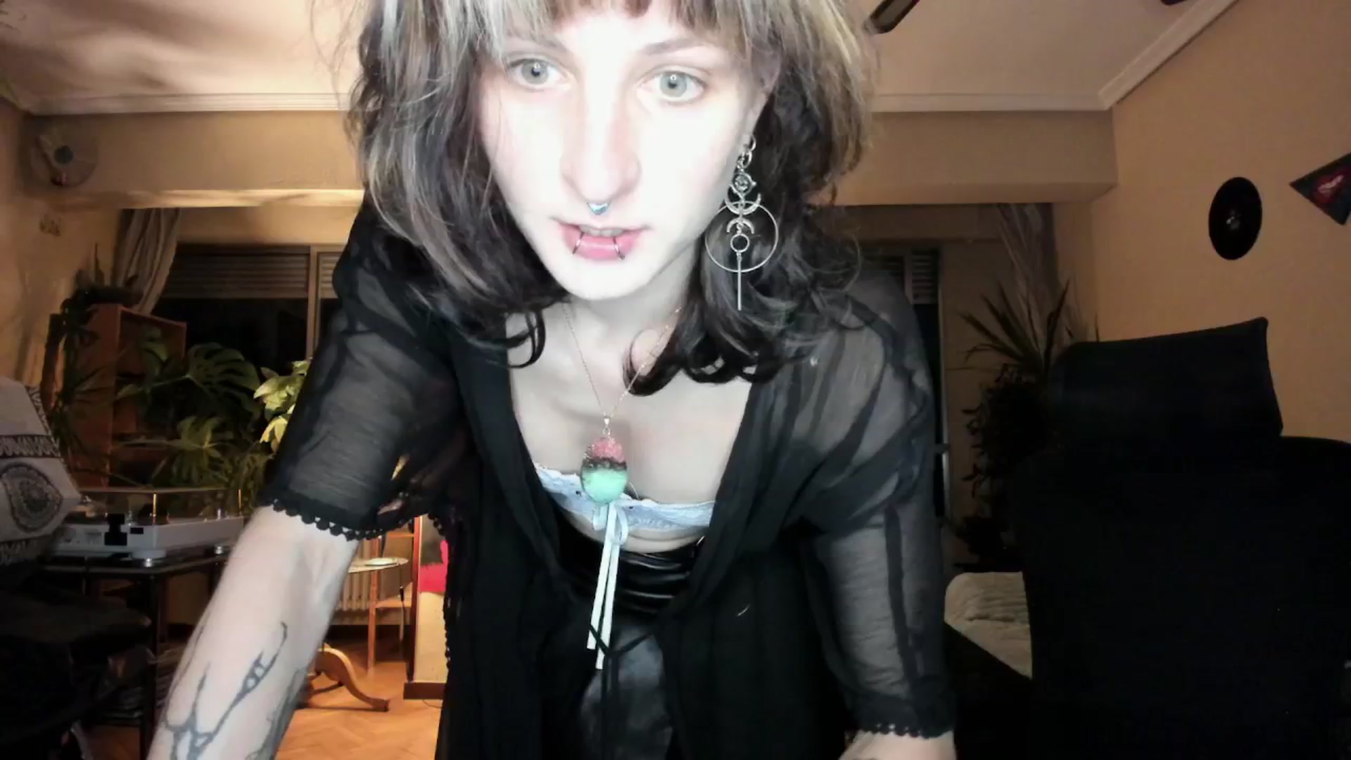 Gallery image thumbnail from Black_Aranya's myfreecams stream on, 09/04/2025, 20:36 image 5 of 20