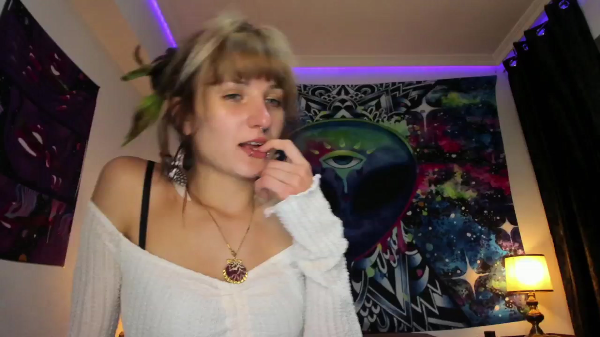 Gallery image thumbnail from Black_Aranya's myfreecams stream on, 09/29/2025, 19:35 image 16 of 20