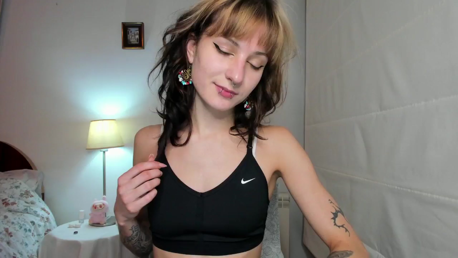 Gallery image thumbnail from Black_Aranya's myfreecams stream on, 12/09/2025, 18:45 image 10 of 20