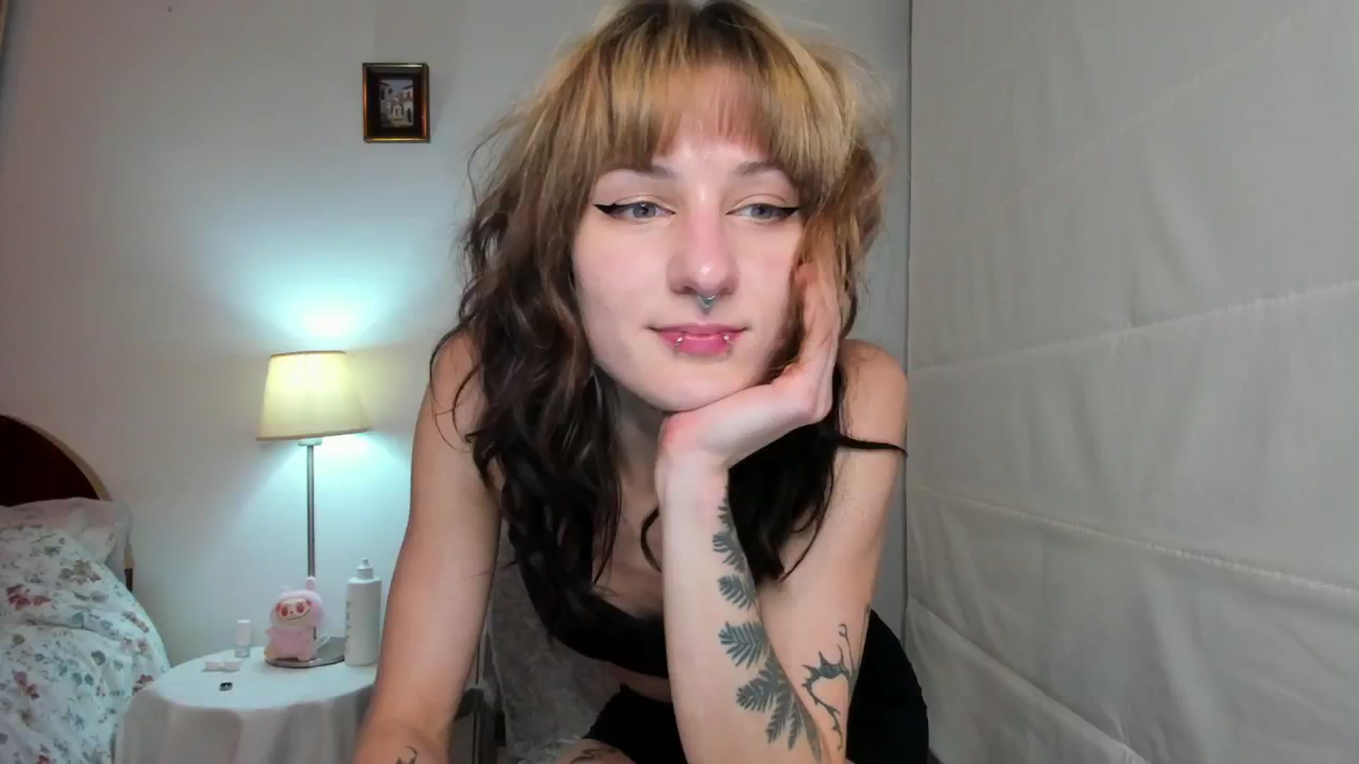 Gallery image thumbnail from Black_Aranya's myfreecams stream on, 12/09/2025, 18:45 image 8 of 20
