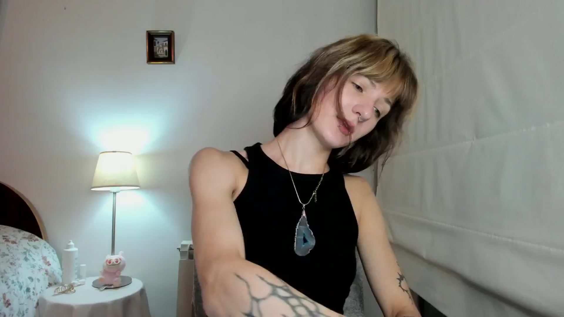 Gallery image thumbnail from Black_Aranya's myfreecams stream on, 12/14/2025, 19:50 image 15 of 20
