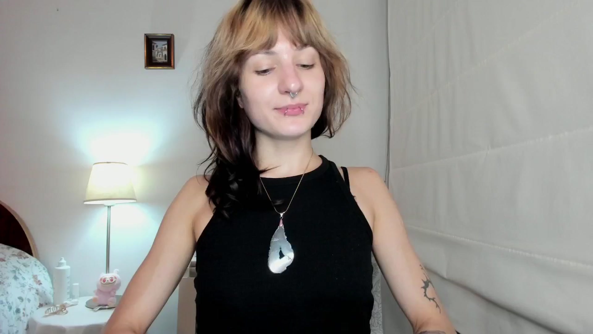 Gallery image thumbnail from Black_Aranya's myfreecams stream on, 12/14/2025, 21:52 image 3 of 20