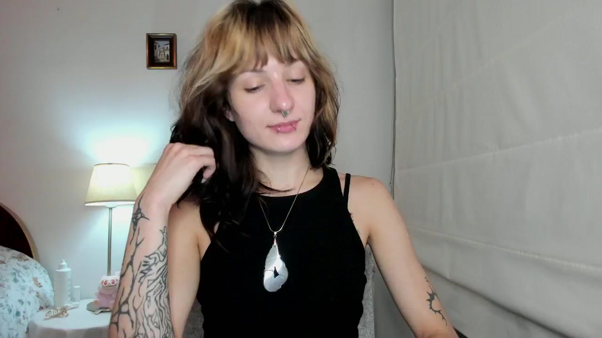 Gallery image thumbnail from Black_Aranya's myfreecams stream on, 12/14/2025, 21:52 image 13 of 20