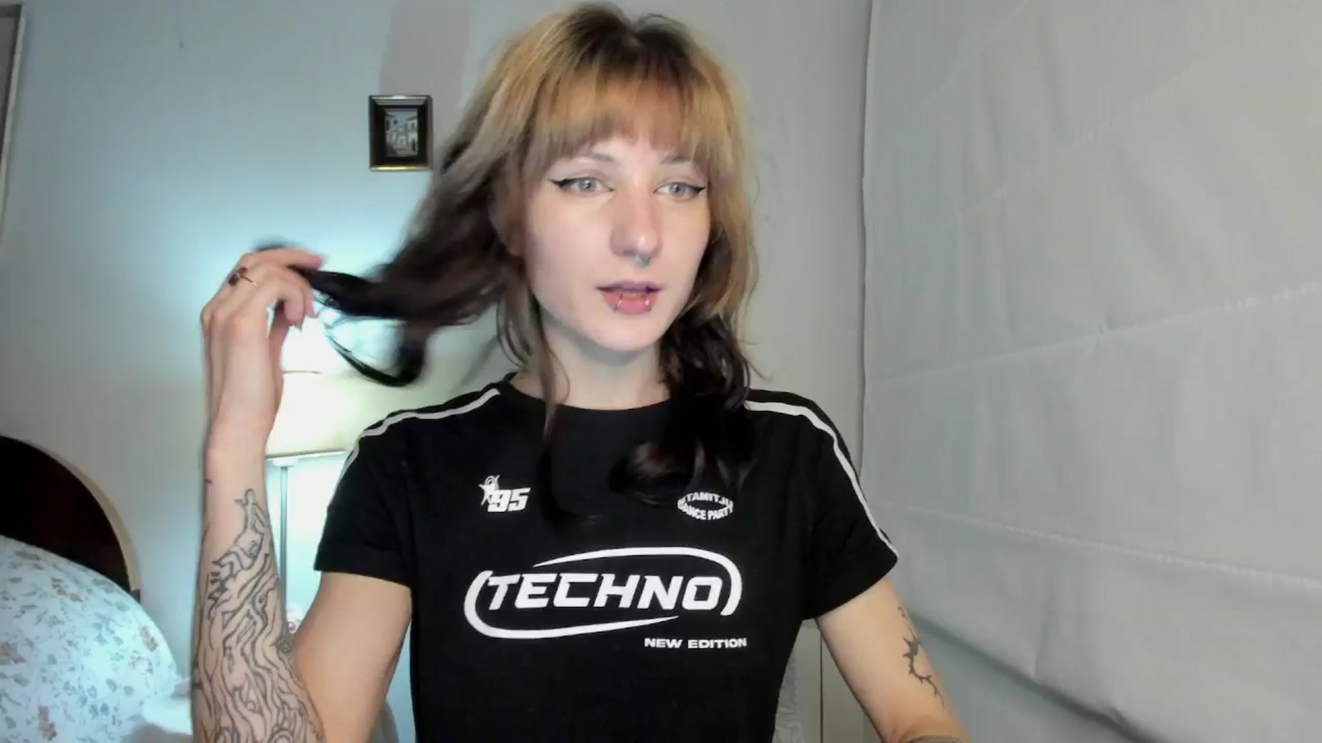 Gallery image thumbnail from Black_Aranya's myfreecams stream on, 12/17/2025, 18:23 image 5 of 20