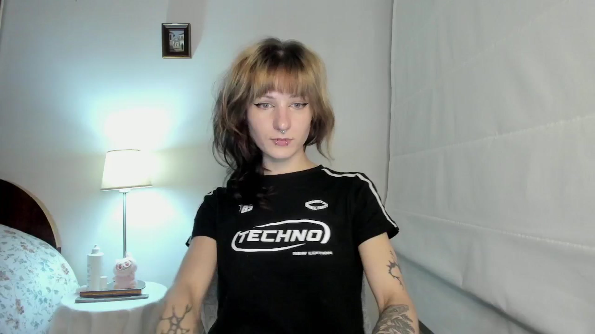 Gallery image thumbnail from Black_Aranya's myfreecams stream on, 12/17/2025, 18:23 image 12 of 20