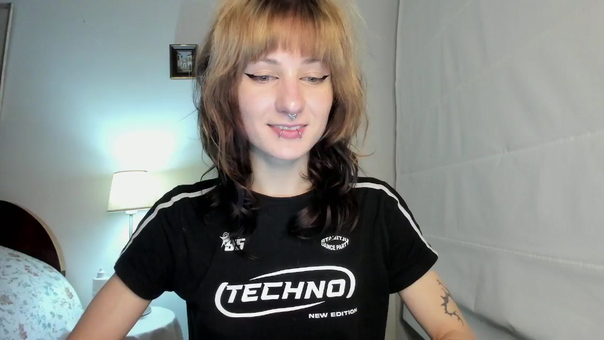Gallery image thumbnail from Black_Aranya's myfreecams stream on, 12/17/2025, 18:23 image 4 of 20