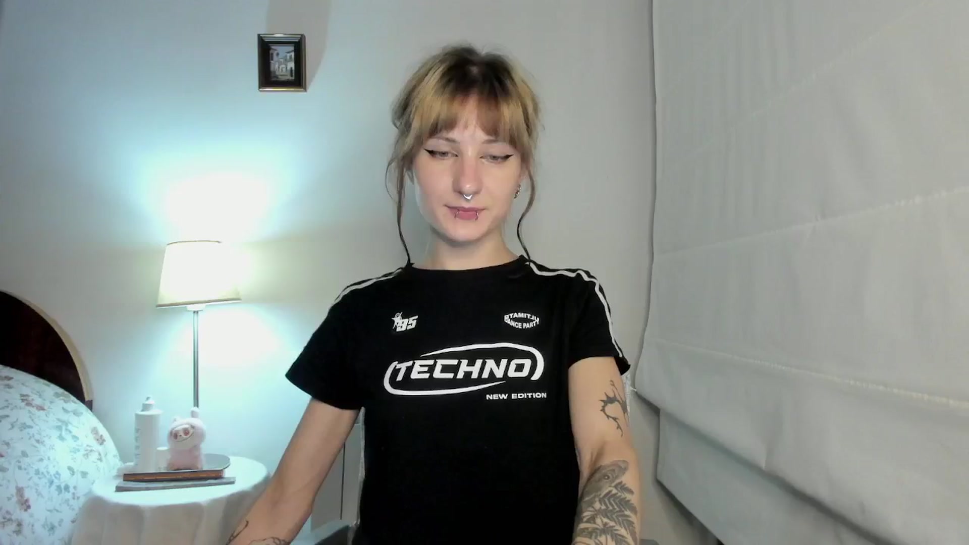 Gallery image thumbnail from Black_Aranya's myfreecams stream on, 12/17/2025, 19:55 image 12 of 20