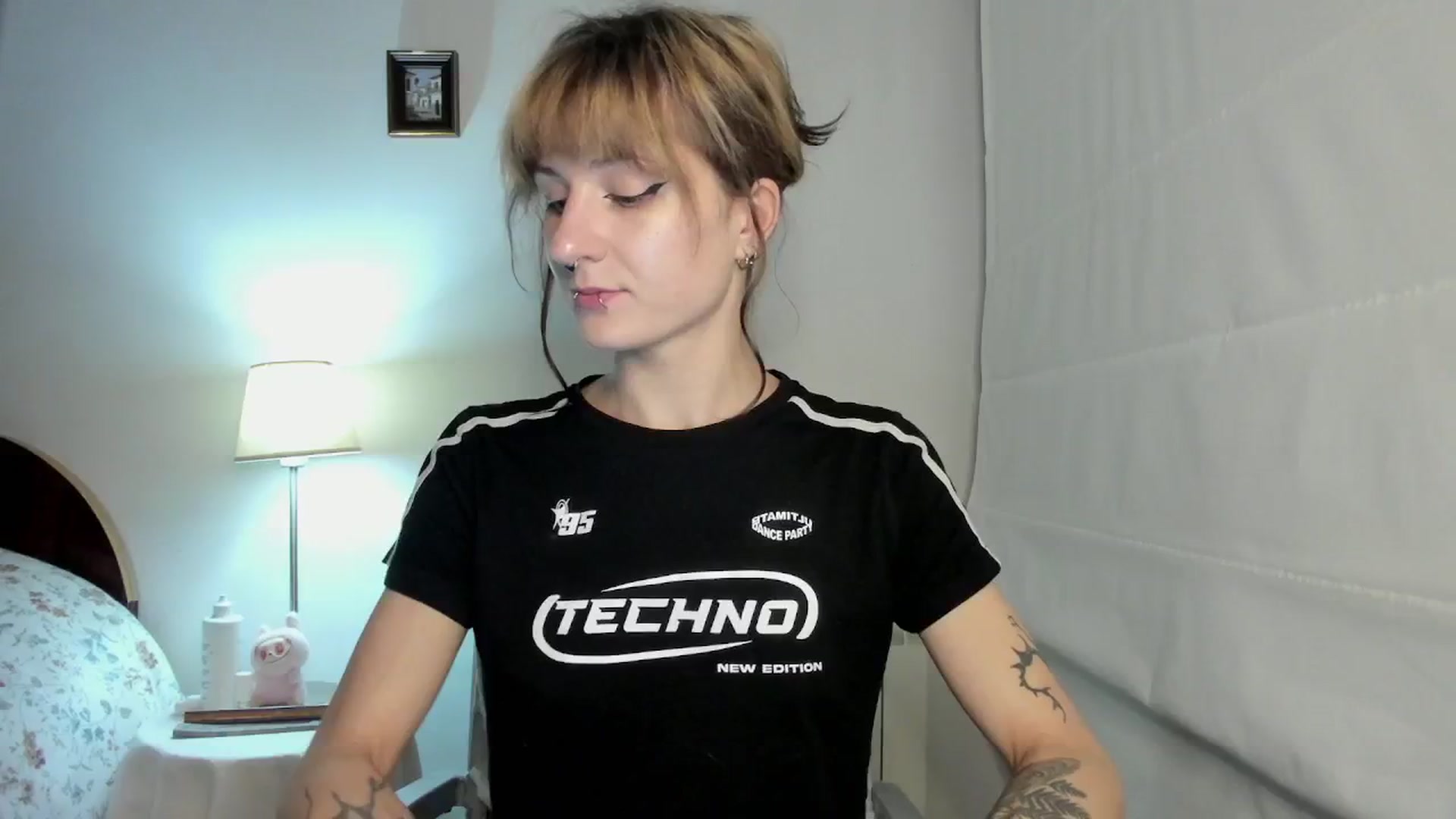 Gallery image thumbnail from Black_Aranya's myfreecams stream on, 12/17/2025, 19:55 image 9 of 20
