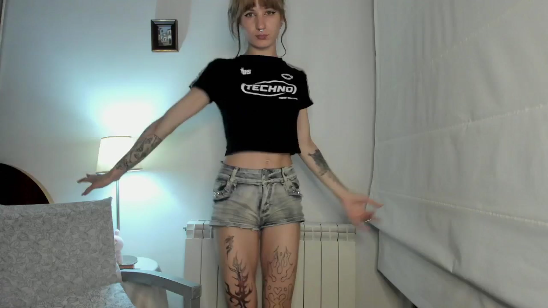Gallery image thumbnail from Black_Aranya's myfreecams stream on, 12/17/2025, 21:01 image 11 of 20
