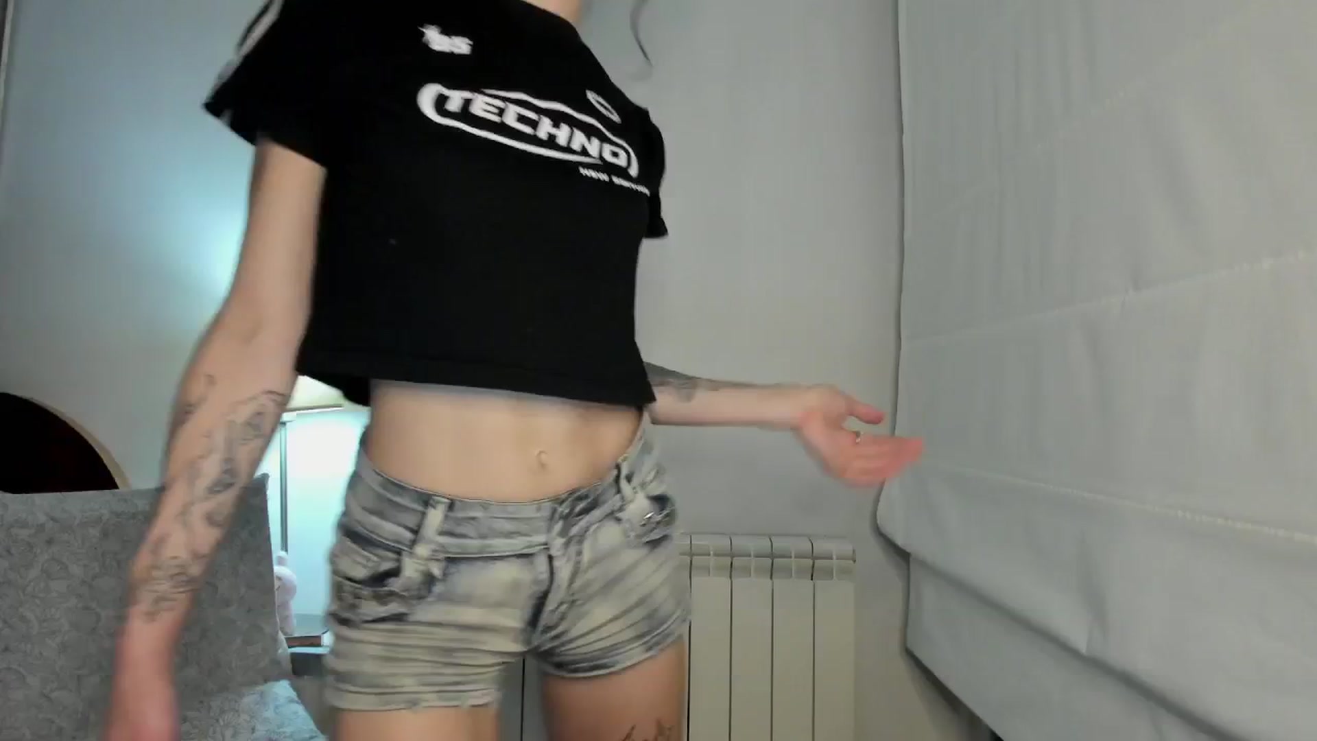 Gallery image thumbnail from Black_Aranya's myfreecams stream on, 12/17/2025, 21:01 image 14 of 20