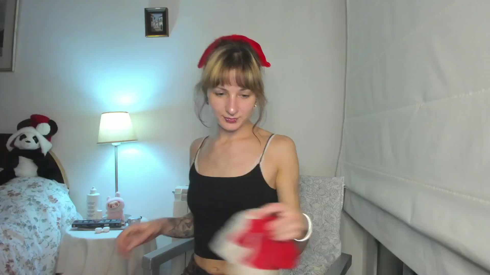 Gallery image thumbnail from Black_Aranya's myfreecams stream on, 12/18/2025, 18:24 image 14 of 20