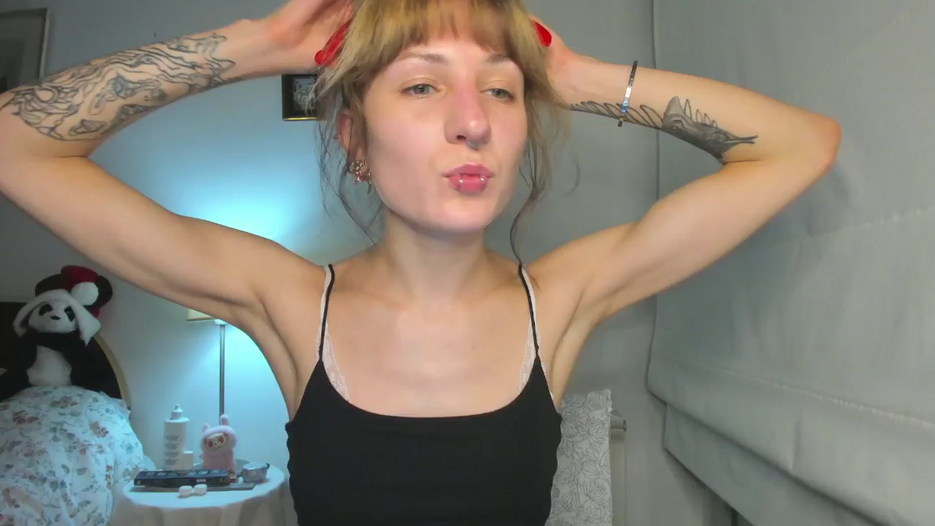 Gallery image thumbnail from Black_Aranya's myfreecams stream on, 12/18/2025, 18:24 image 7 of 20