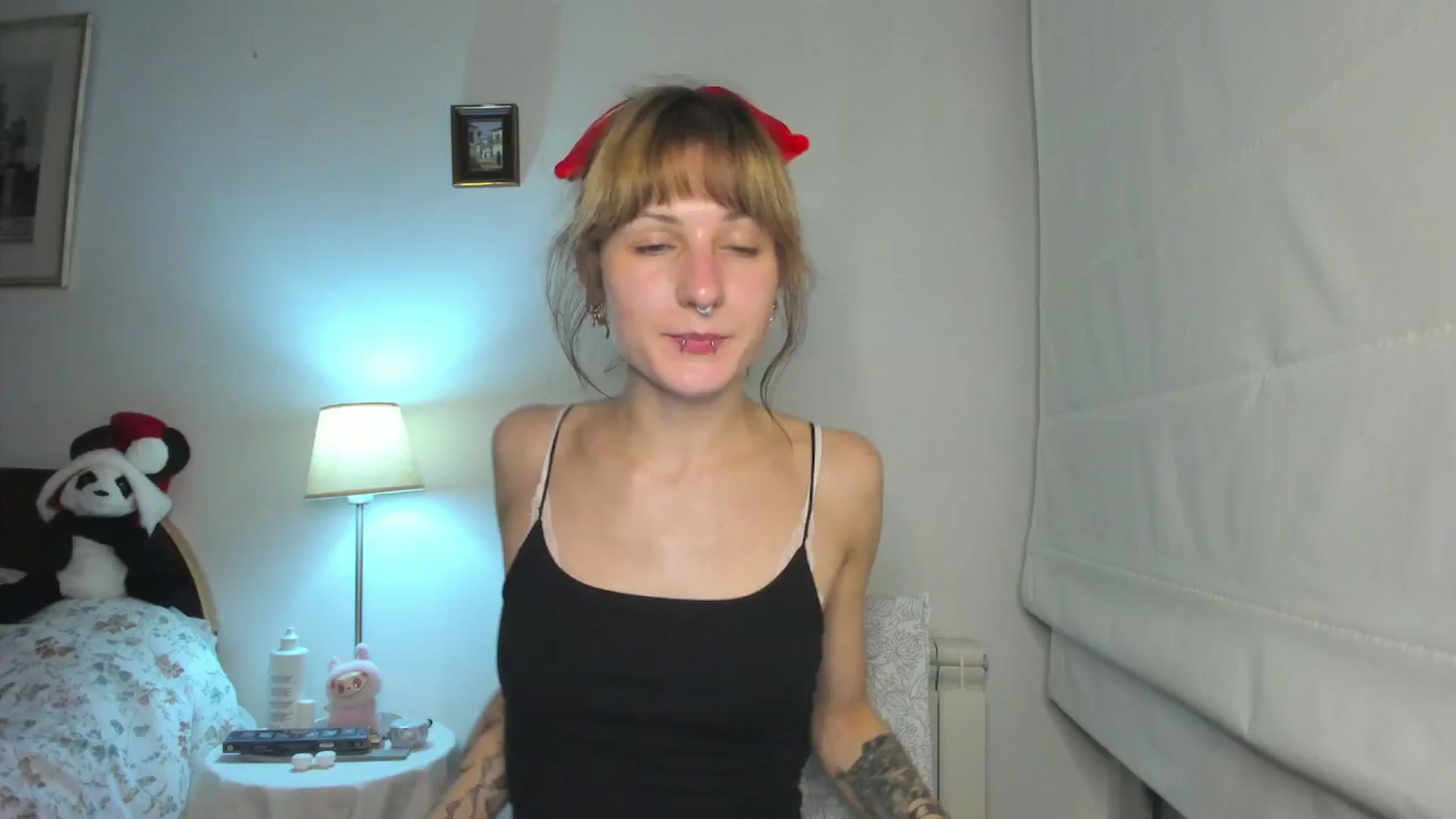 Gallery image thumbnail from Black_Aranya's myfreecams stream on, 12/18/2025, 18:24 image 17 of 20