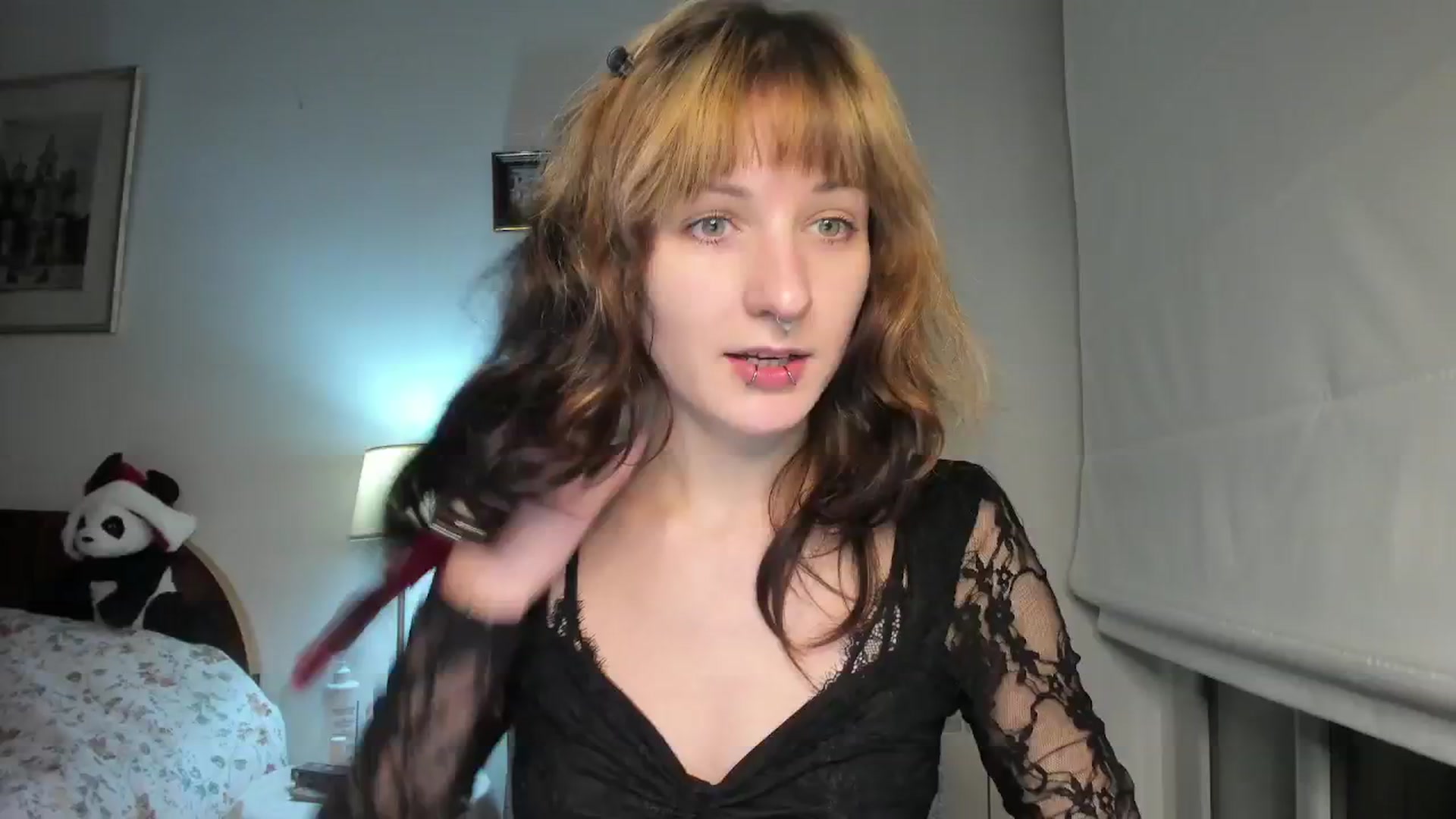 Gallery image thumbnail from Black_Aranya's myfreecams stream on, 12/21/2025, 18:33 image 5 of 20