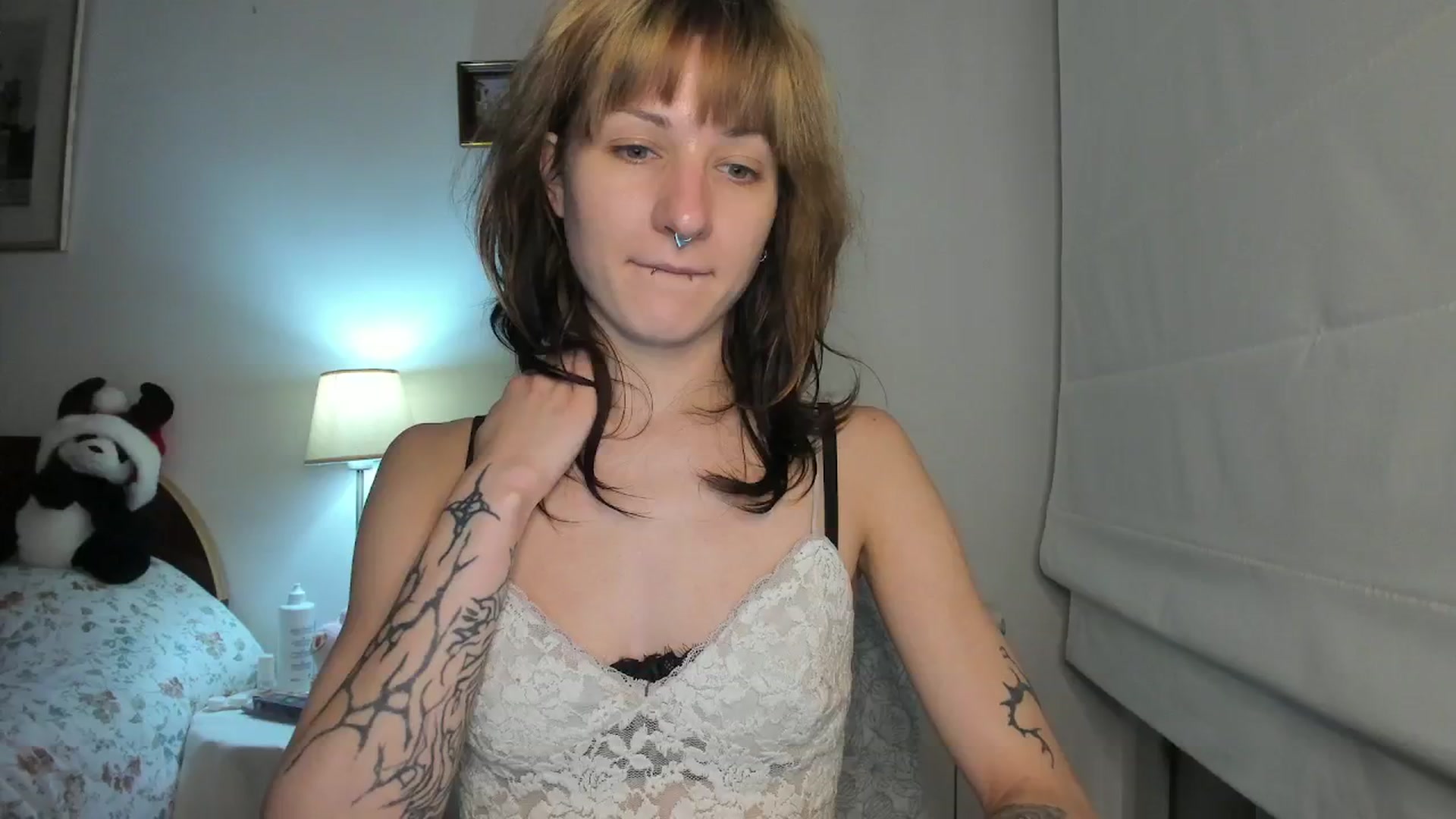 Gallery image thumbnail from Black_Aranya's myfreecams stream on, 12/24/2025, 20:35 image 18 of 20